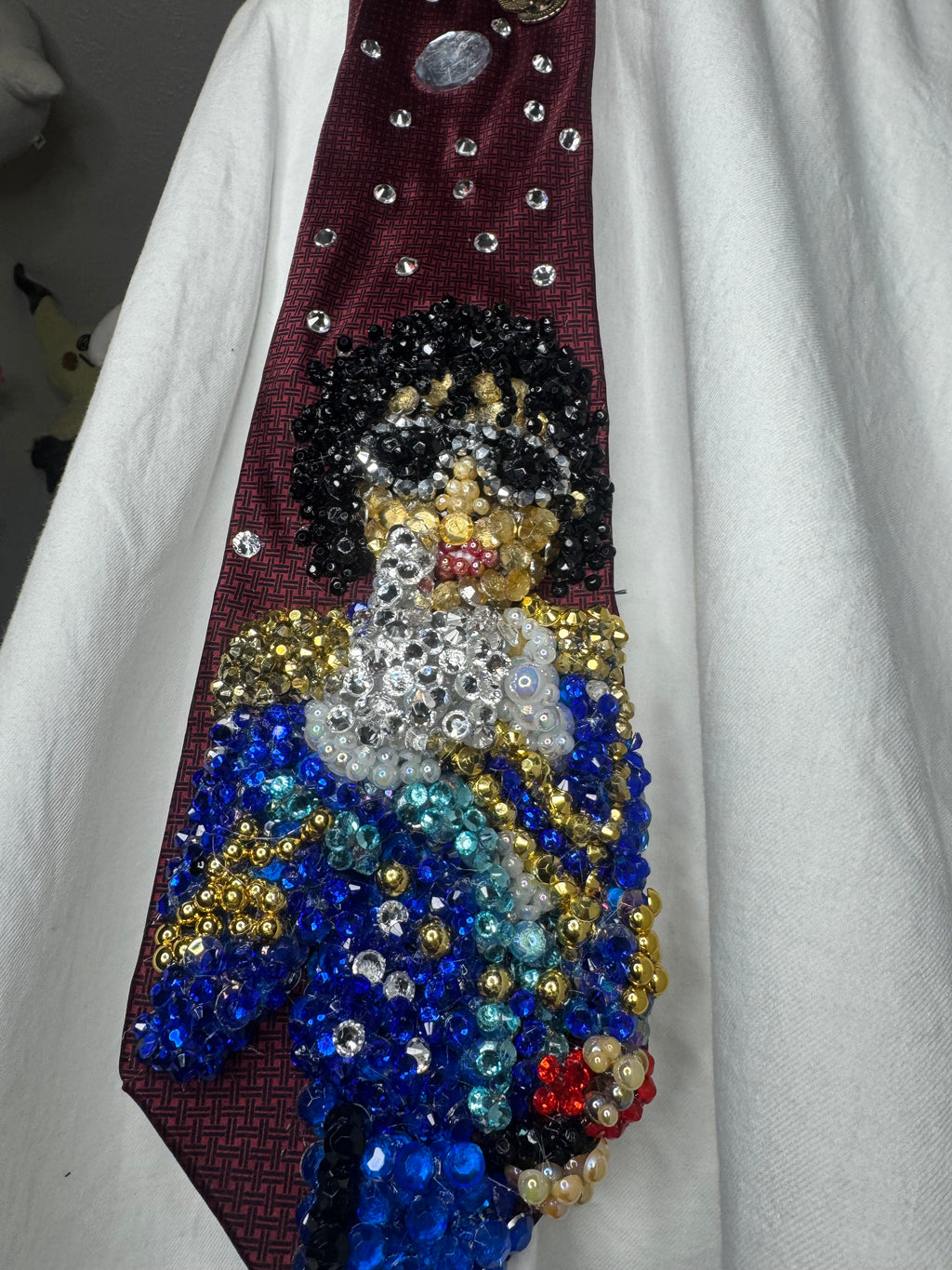 Red Michael Jackson White Glove Thumbs Up at the Grammys Award Night 1984 Tie