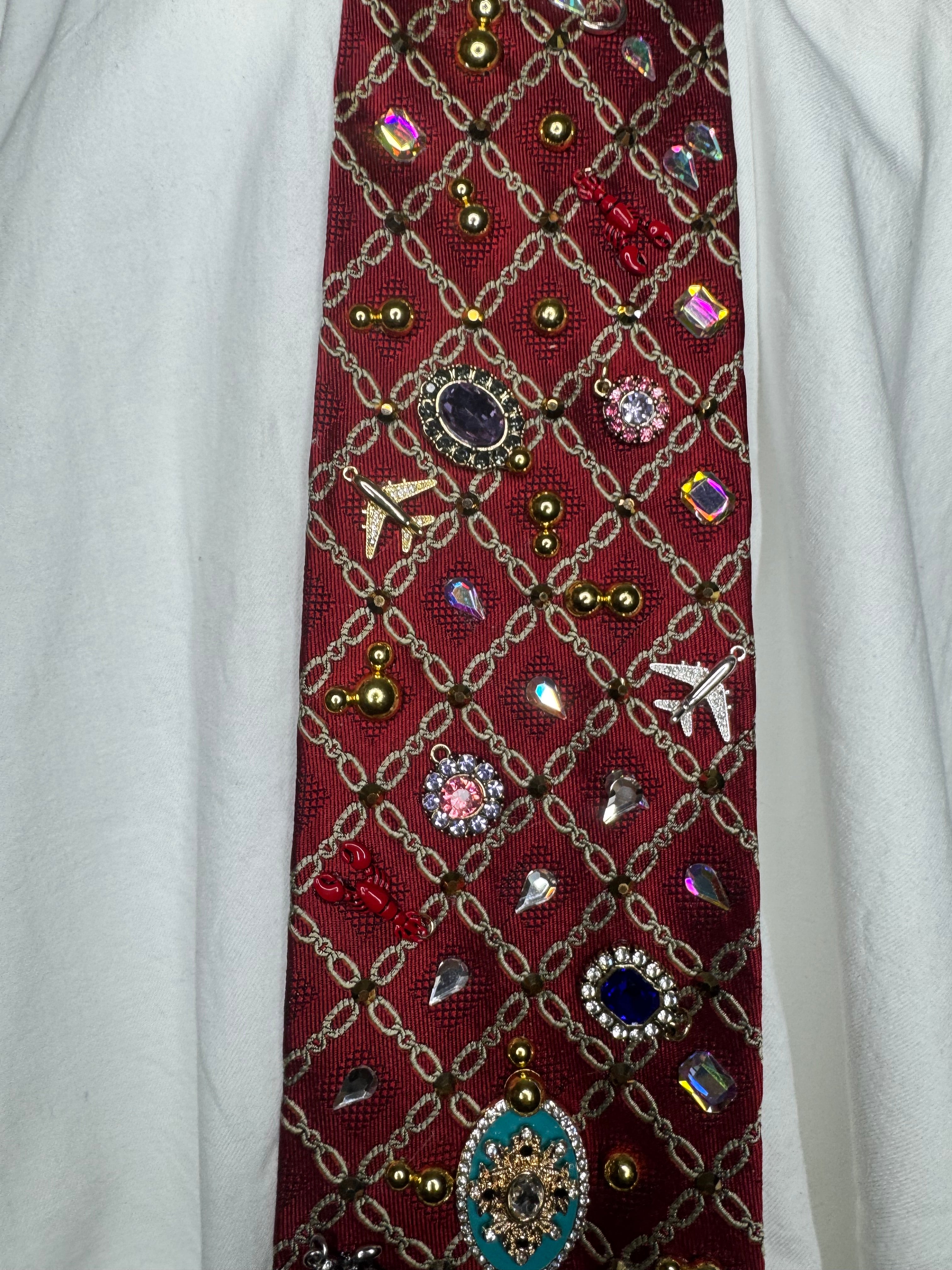 Red Gold Chains Tropical Treasure Box Tie