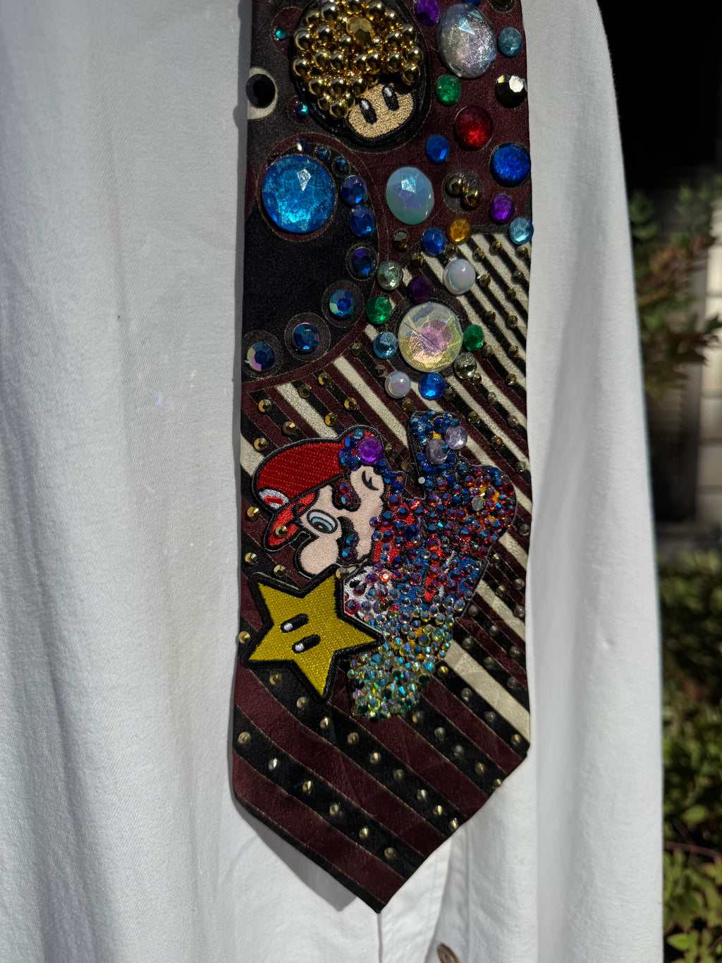Burgundy and White Striped Mario Getting Star Item on Disco Road 200cc Mario Kart Tie