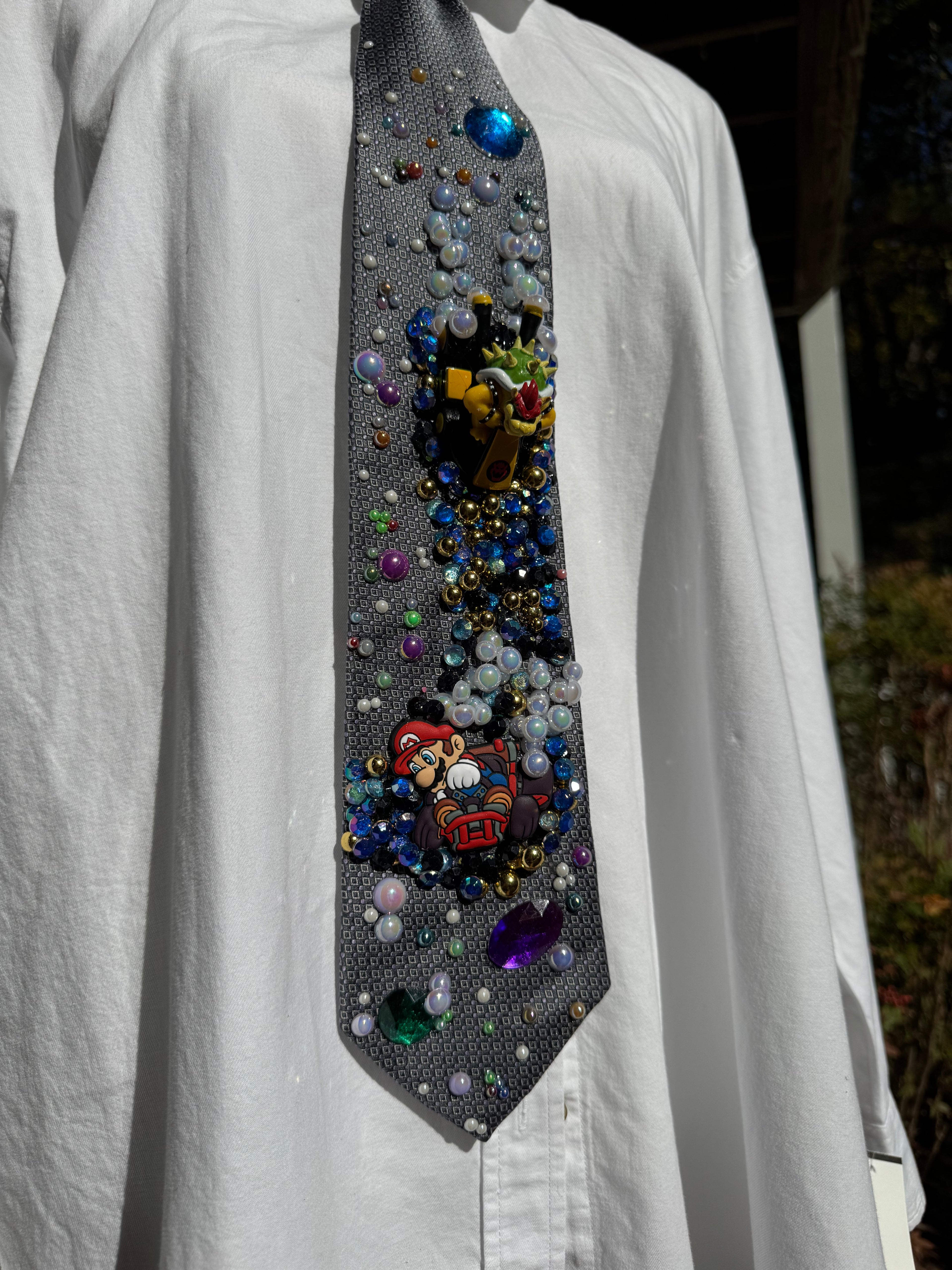 Grey and Purple Mario vs Bowser In Space 200cc Mario Kart Tie