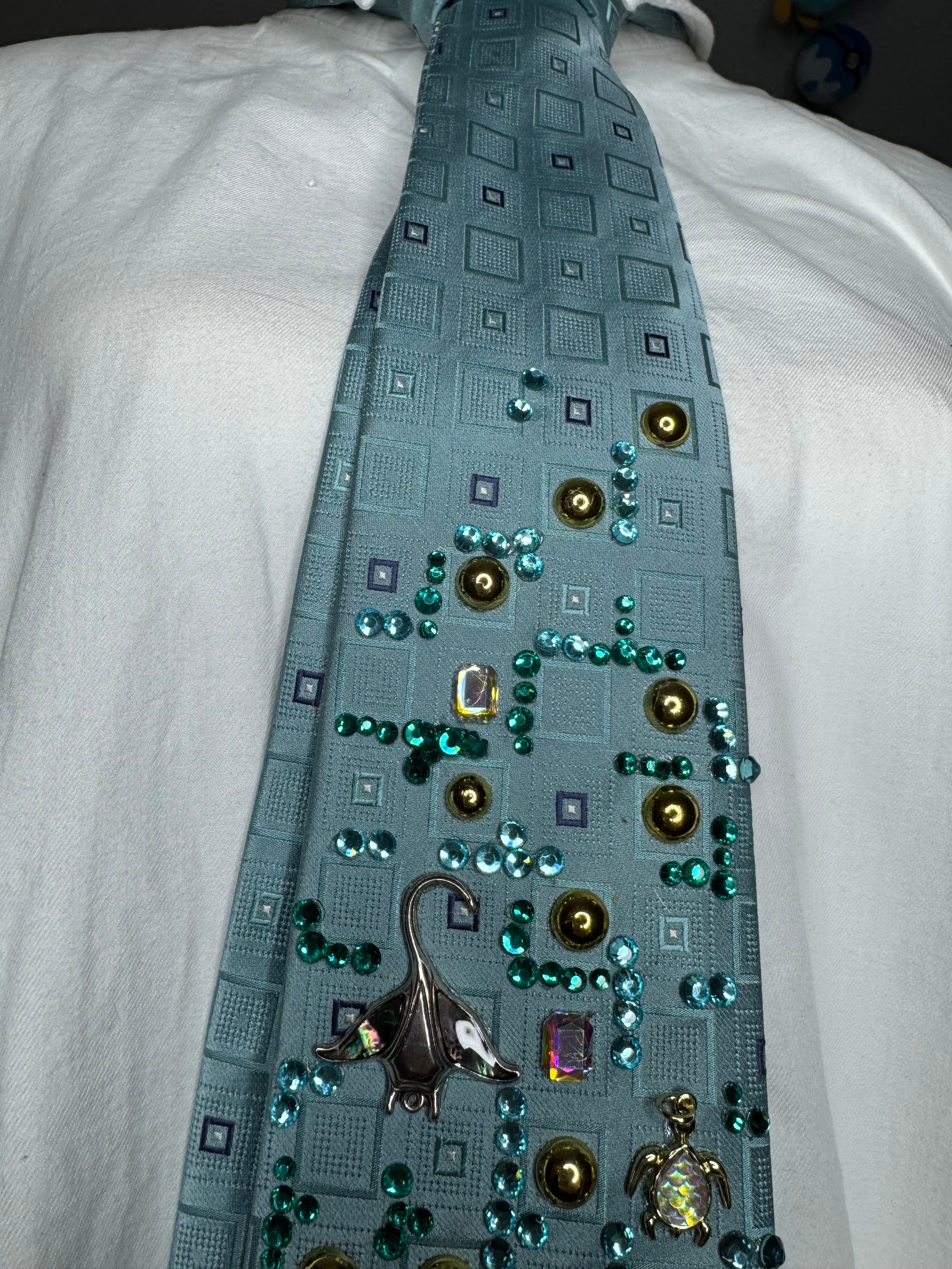 Light Blue Tropical Treasure Box Ocean Floor High Class Royalty Tie