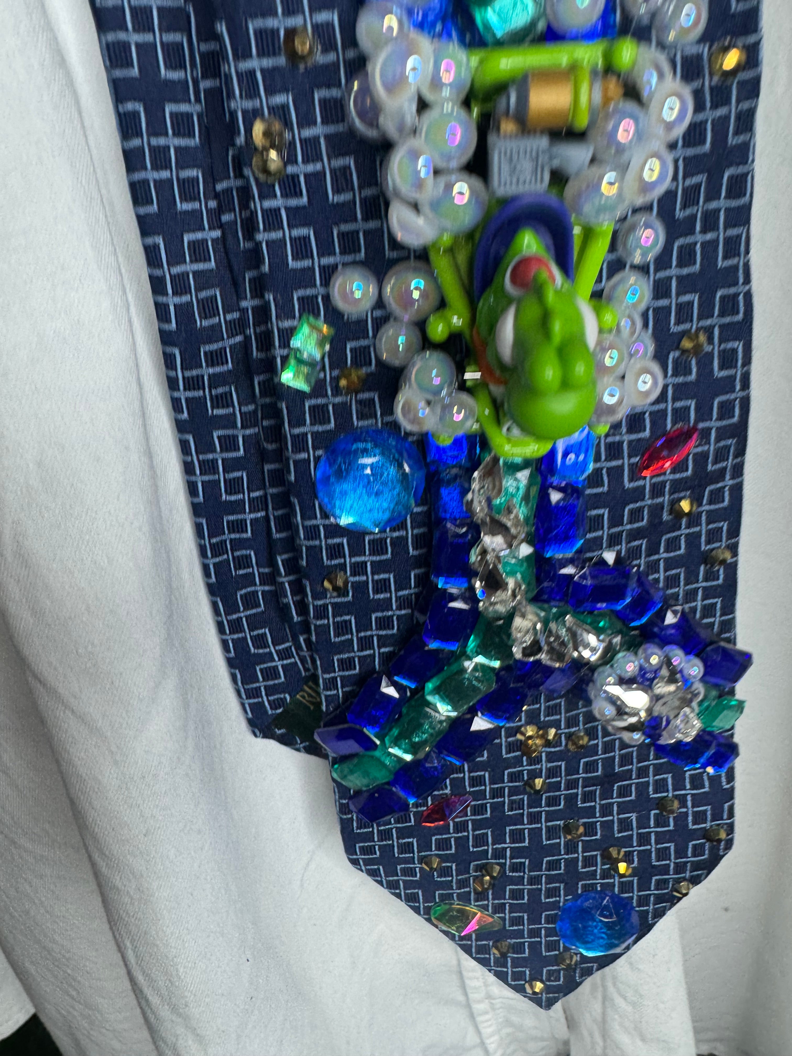 Navy Blue Yoshi Throwing Blue Shell on Icy Glacier Road 200cc Mario Kart Tie