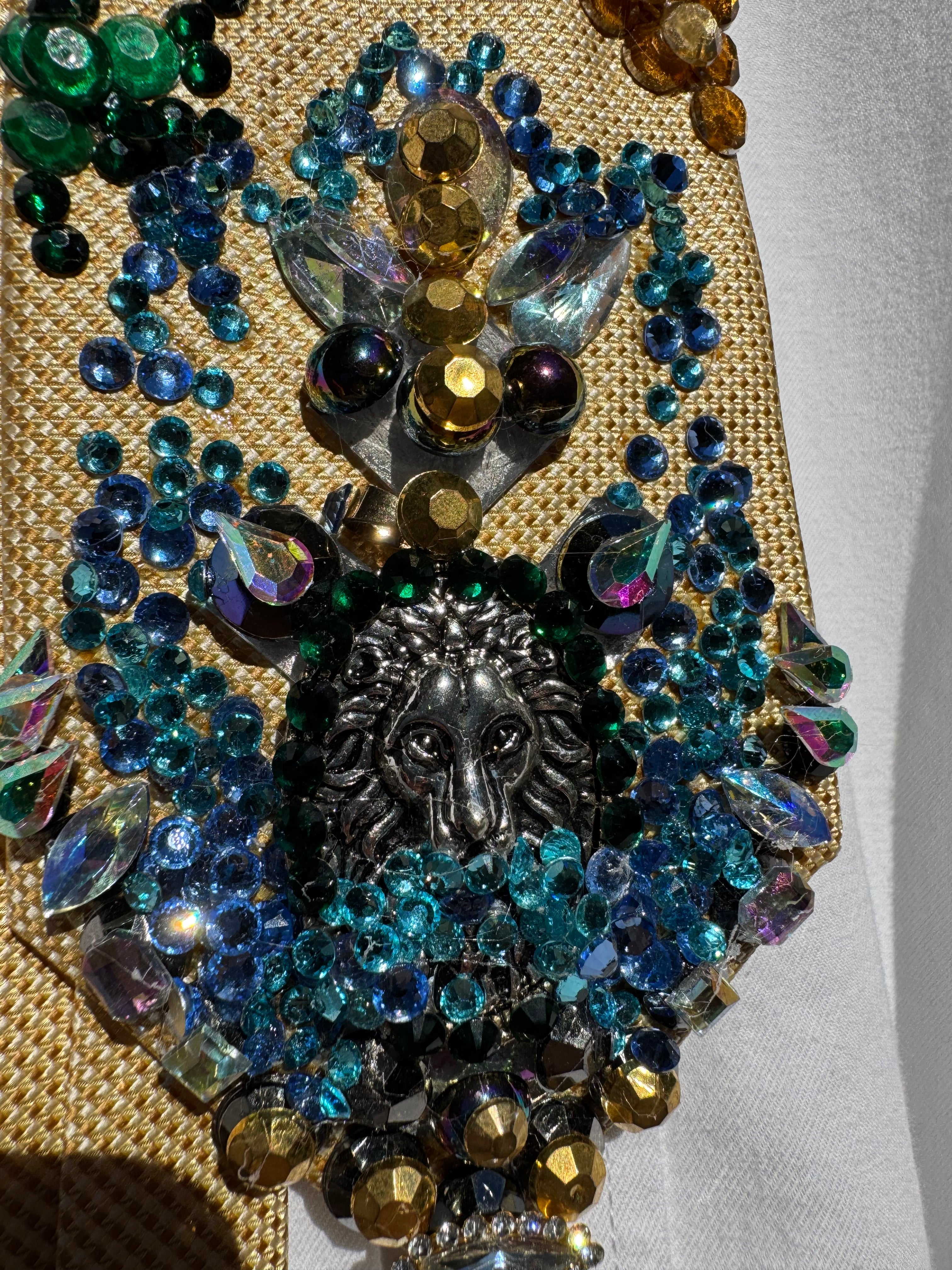Gold Lion Head Tropical Water Fountain Royalty Tie