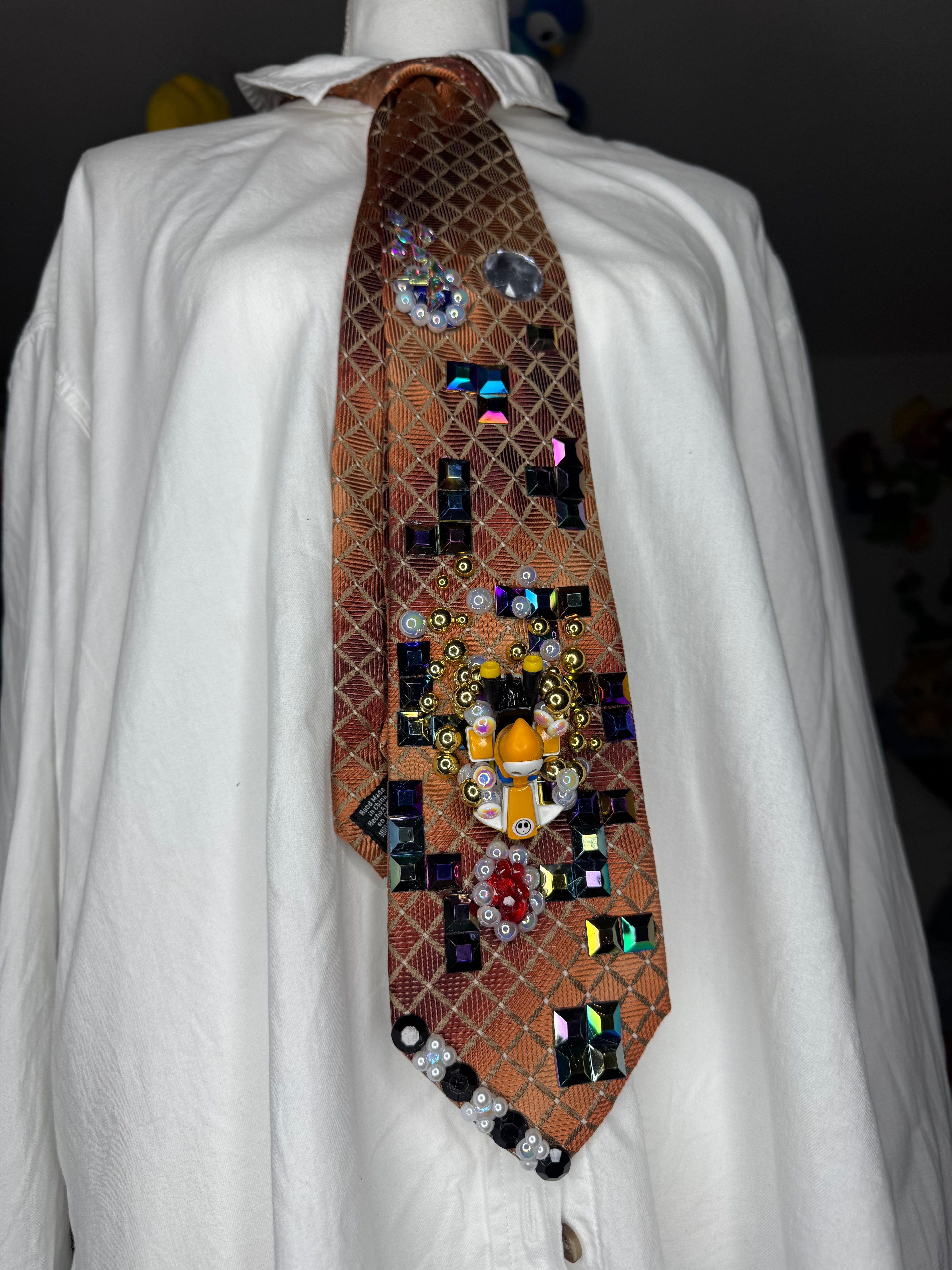Orange Orange Shy Guy Dodging Blue Shell on Tetris Road 200cc Mario Kart Tie
