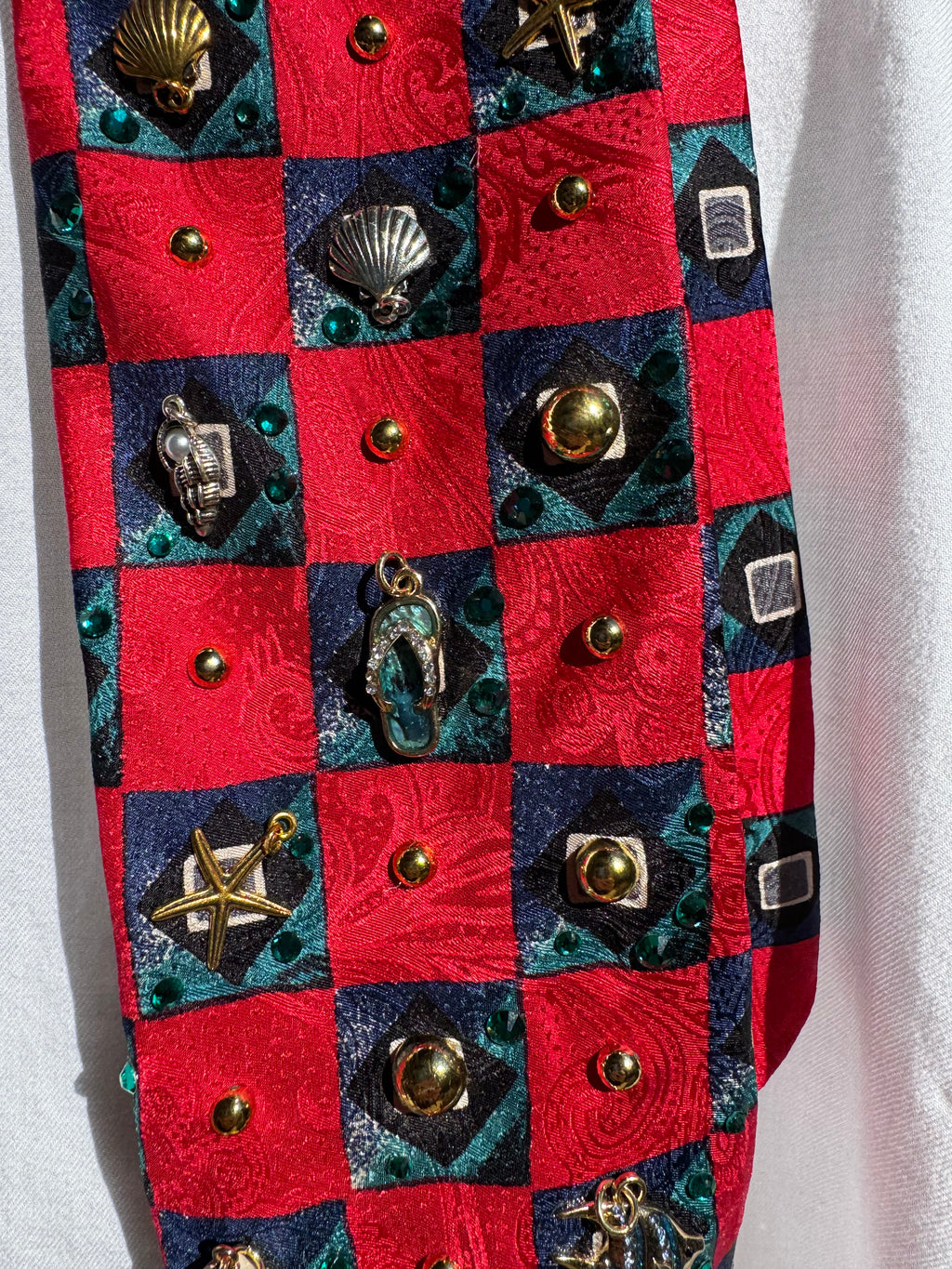 Red Checkered Retro Tropical Treasure Box Tie