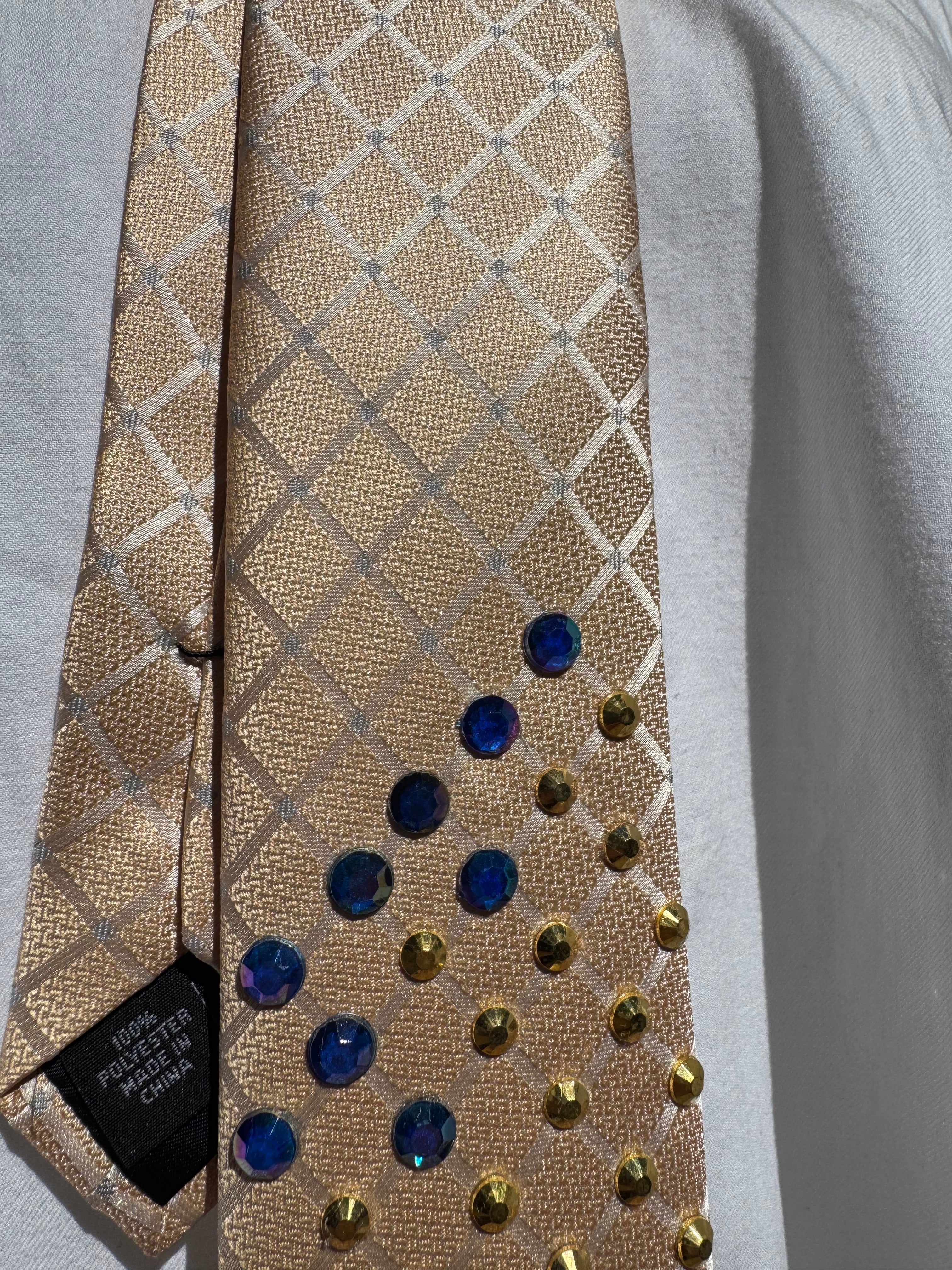 Beige Charmed Lemur Cat Eyes High Class Royalty Tie
