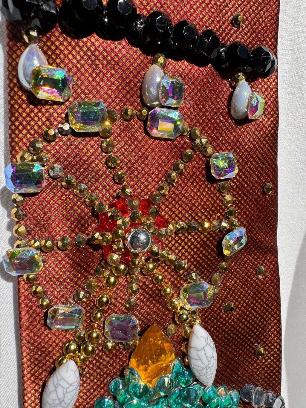 Bronze Carinval State Fair High Class Royalty Tie