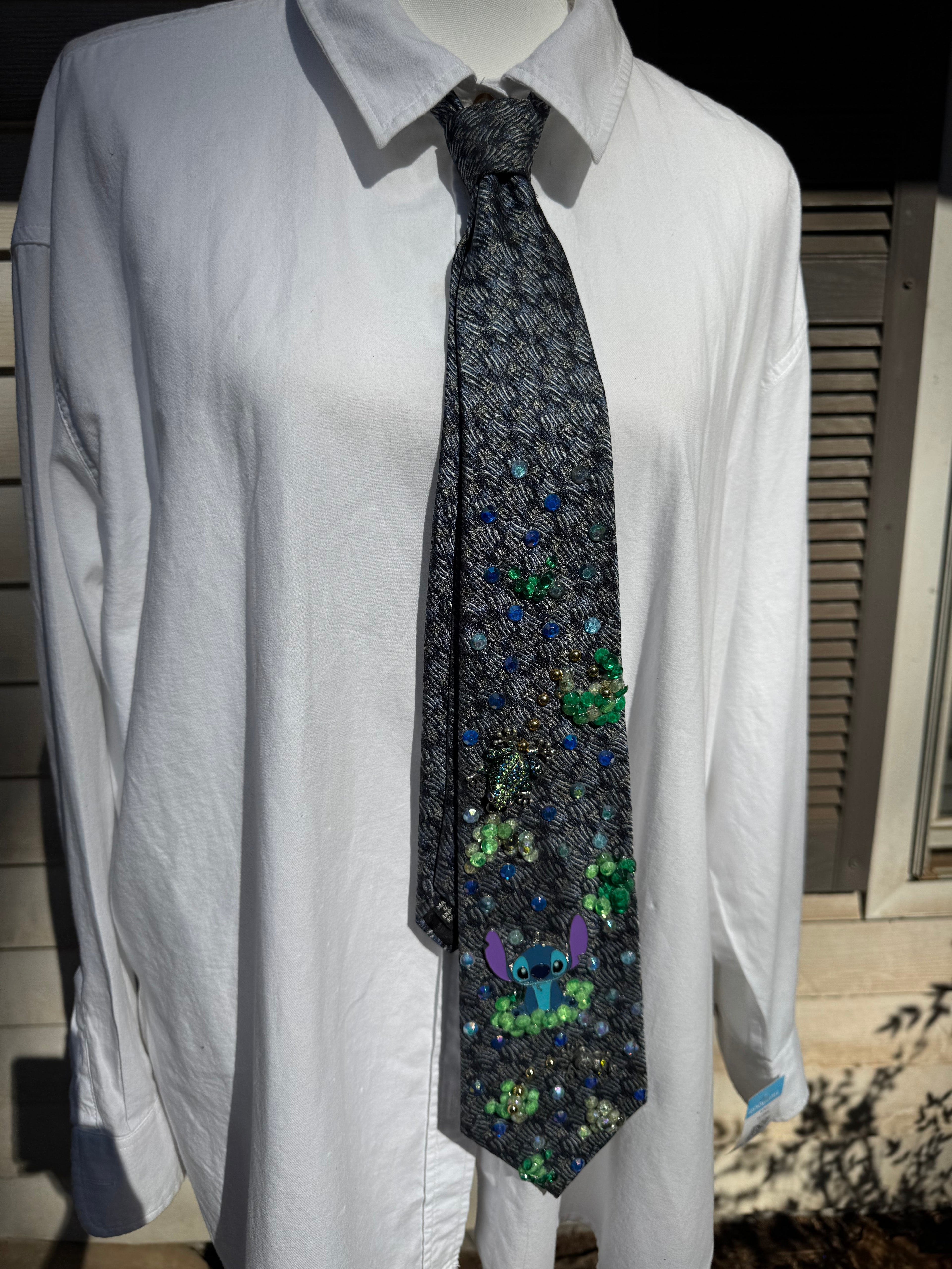 Navy Blue Stitch in Swift Pond Nature Tie