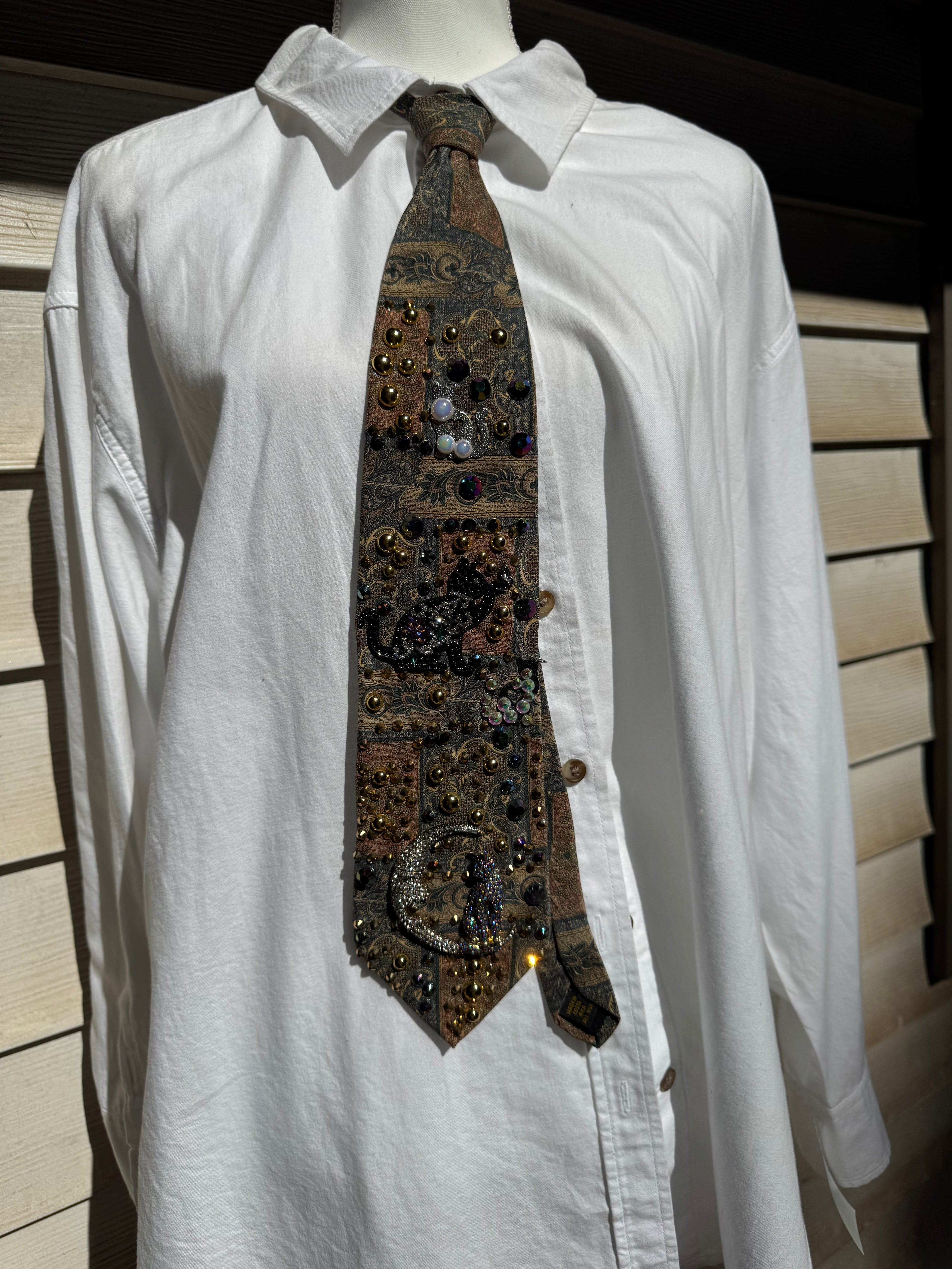 Multicolored Aztec Rug Cats Nature Royalty Tie
