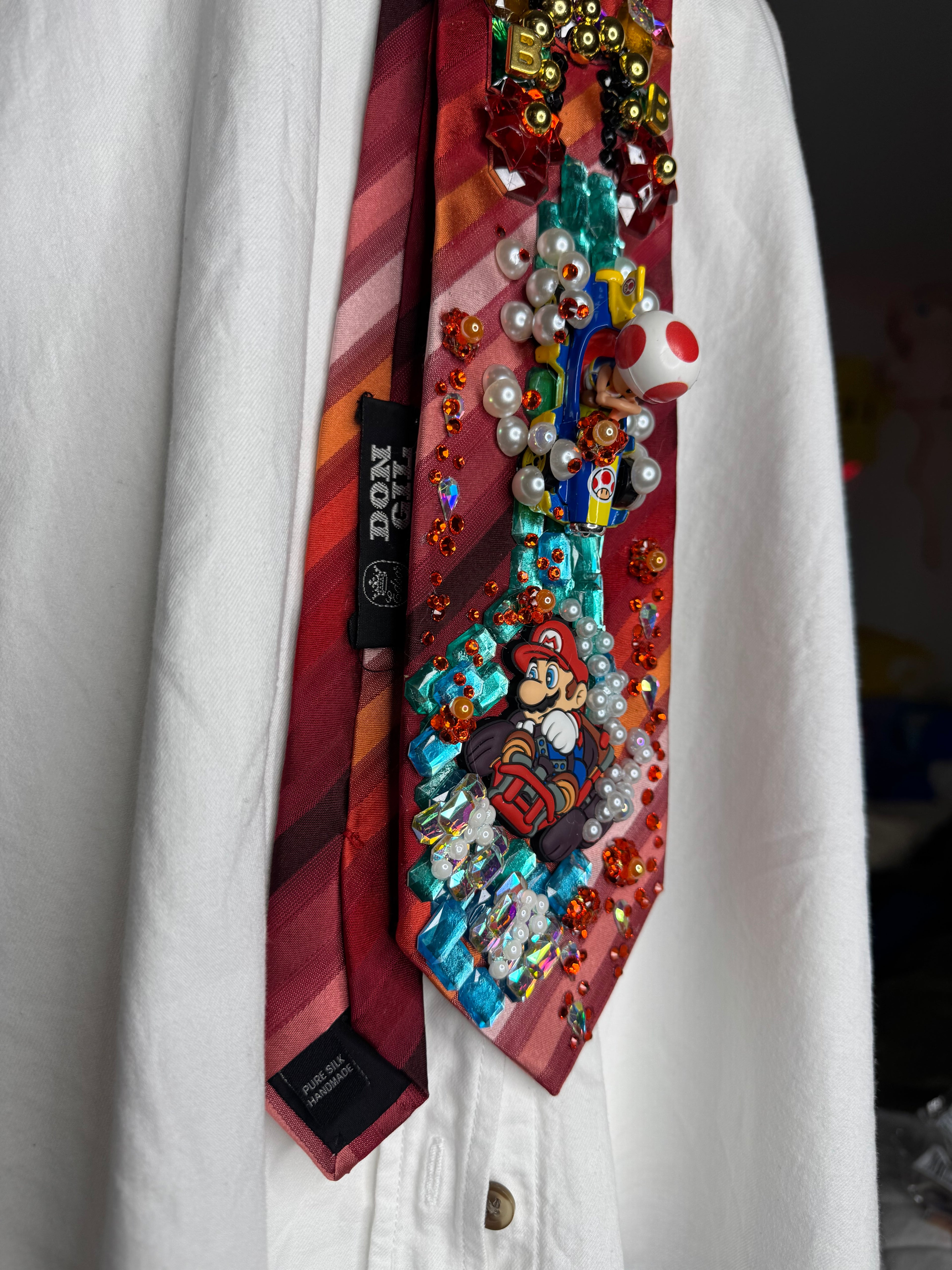 Red Striped Mario Vs Toad on Bowsers Castle 200cc Mario Kart Tie