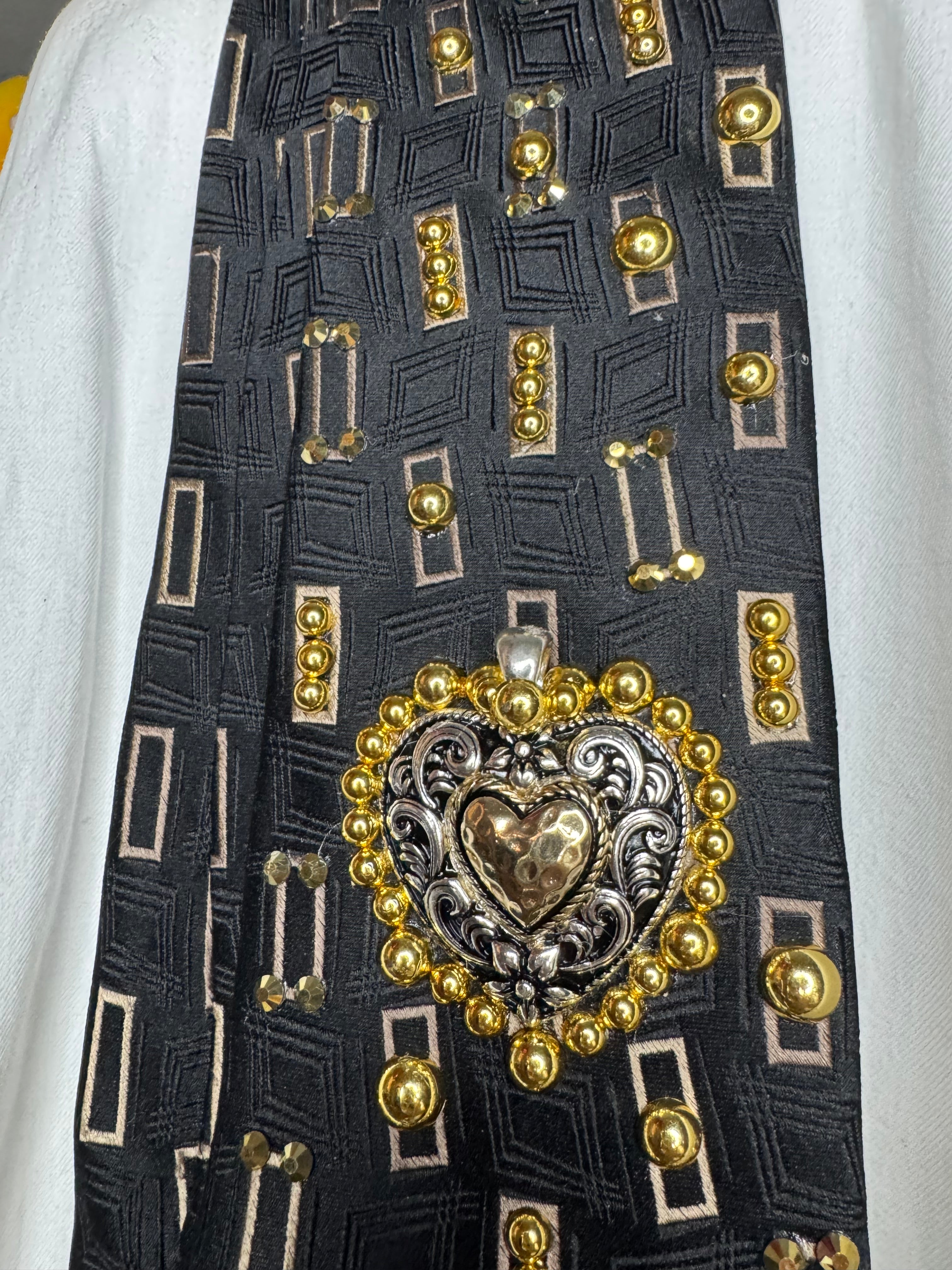 Black High Class Renaissance Heart Royalty Tie