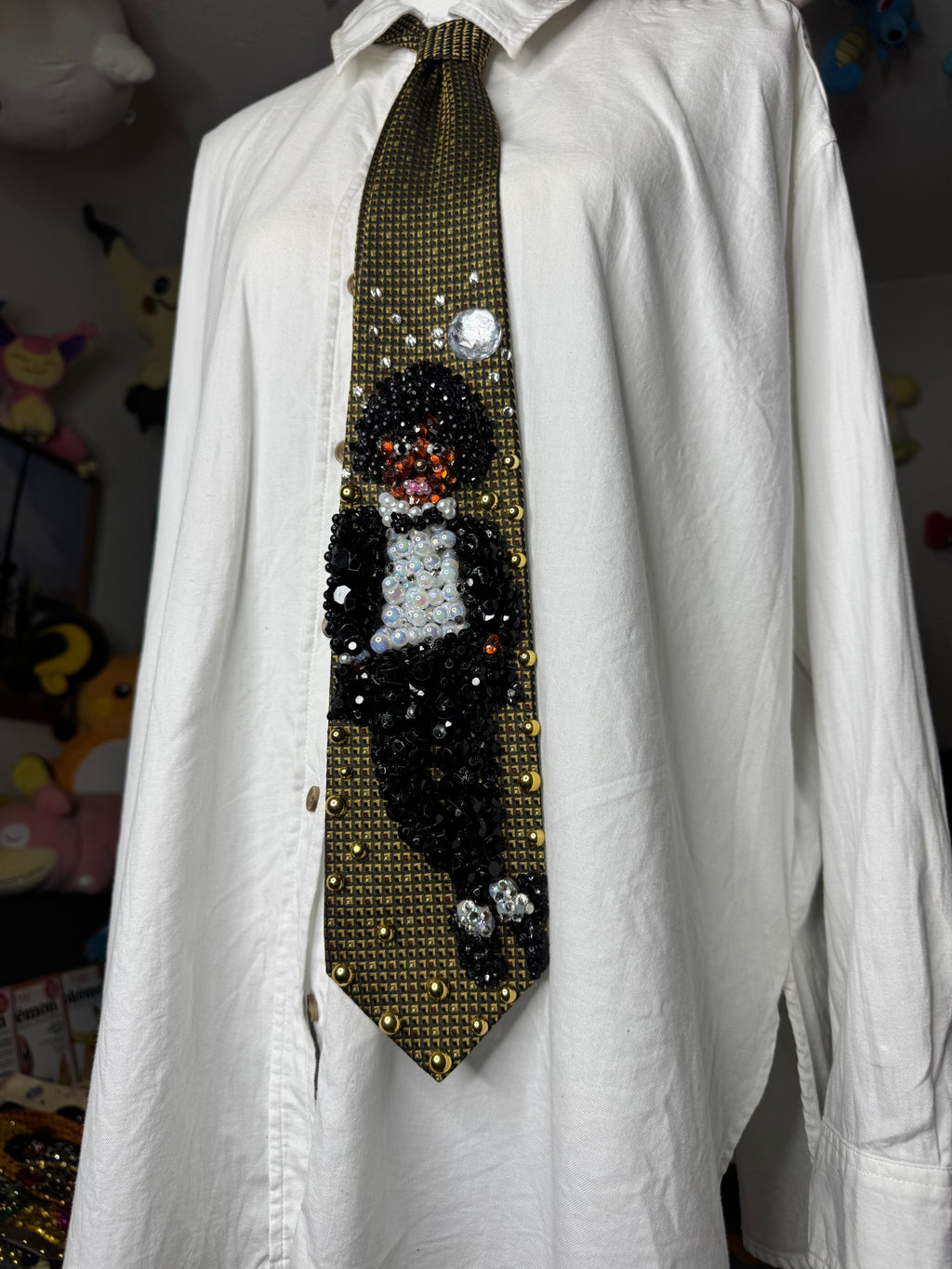 Gold Teen Michael Jackson Leaning on Wall Photo Off the Wall Era Tie