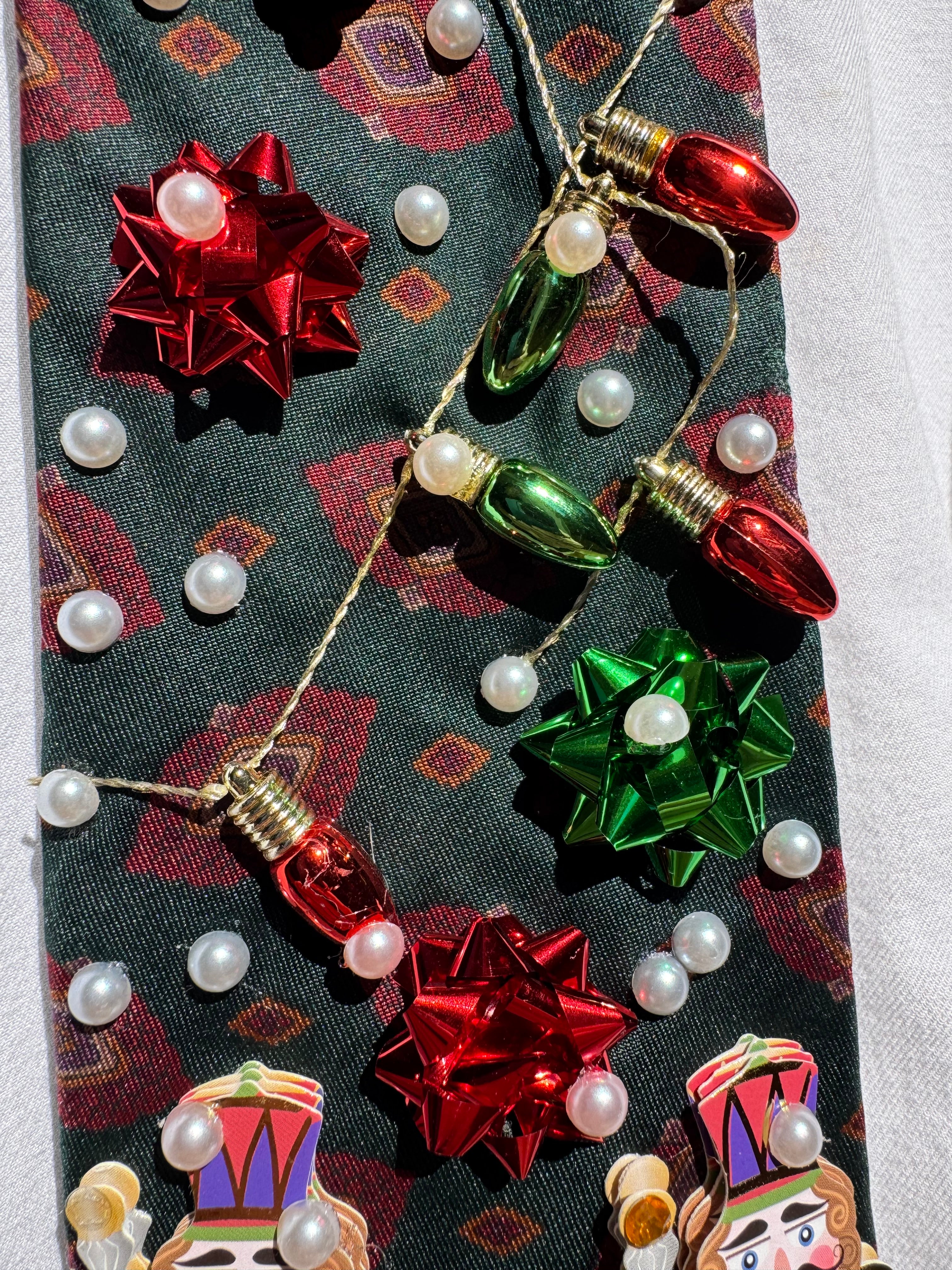 Dark Green Nutcrackers in Winterland Christmas Tie