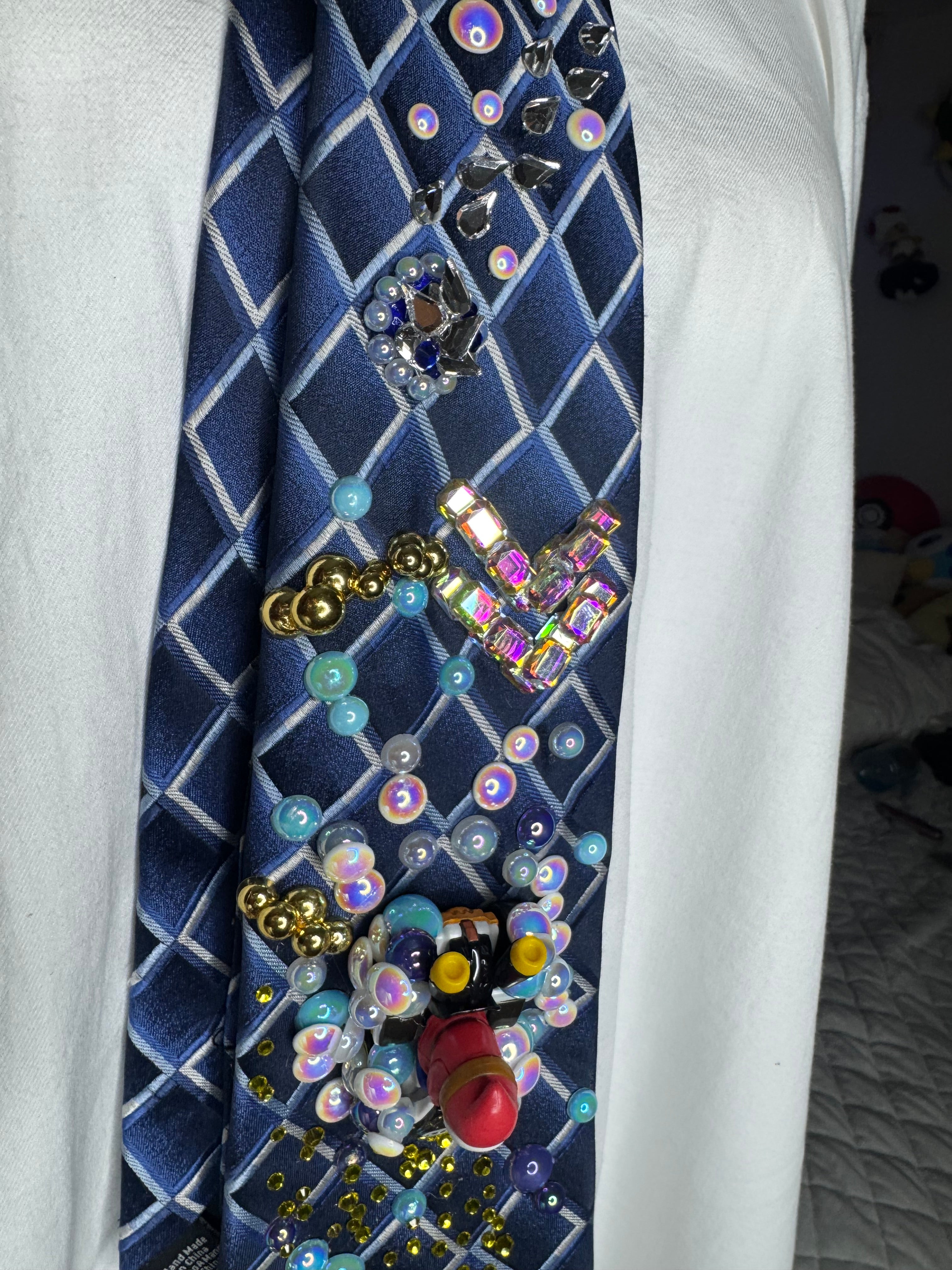 Navy Blue Shy Guy Chasing Star Item Underwater on Golden Coral Reef Road 200cc Mario Kart Tie