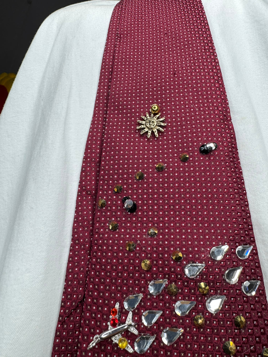 Burgundy Twin Revolvers Ricocheting Bullet Western Tie