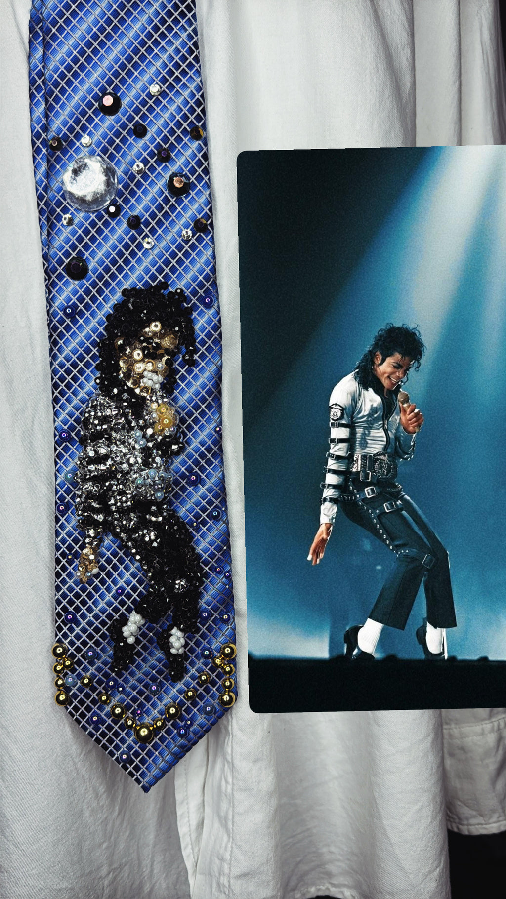 Electric Blue Michael Jackson Doing Toe Stand While Singing Wembly Concert Bad Tour 1987 Tie