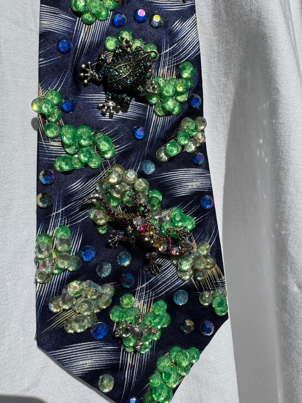Navy Blue Swift Pond Royalty Nature Tie