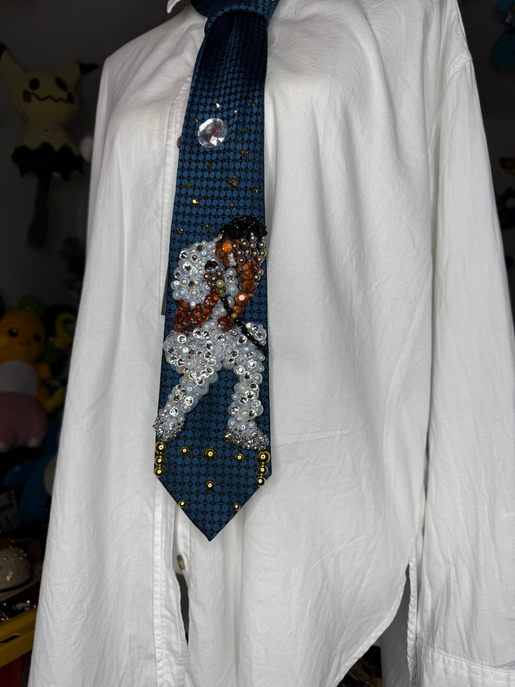 Midnight Blue Michael Jackson Hand Over Face Pose All White Rhinestone Outfit Triumph Tour Tie