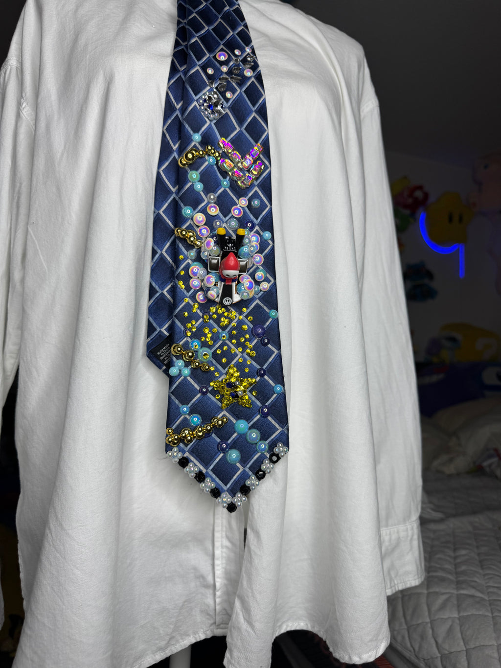 Navy Blue Shy Guy Chasing Star Item Underwater on Golden Coral Reef Road 200cc Mario Kart Tie