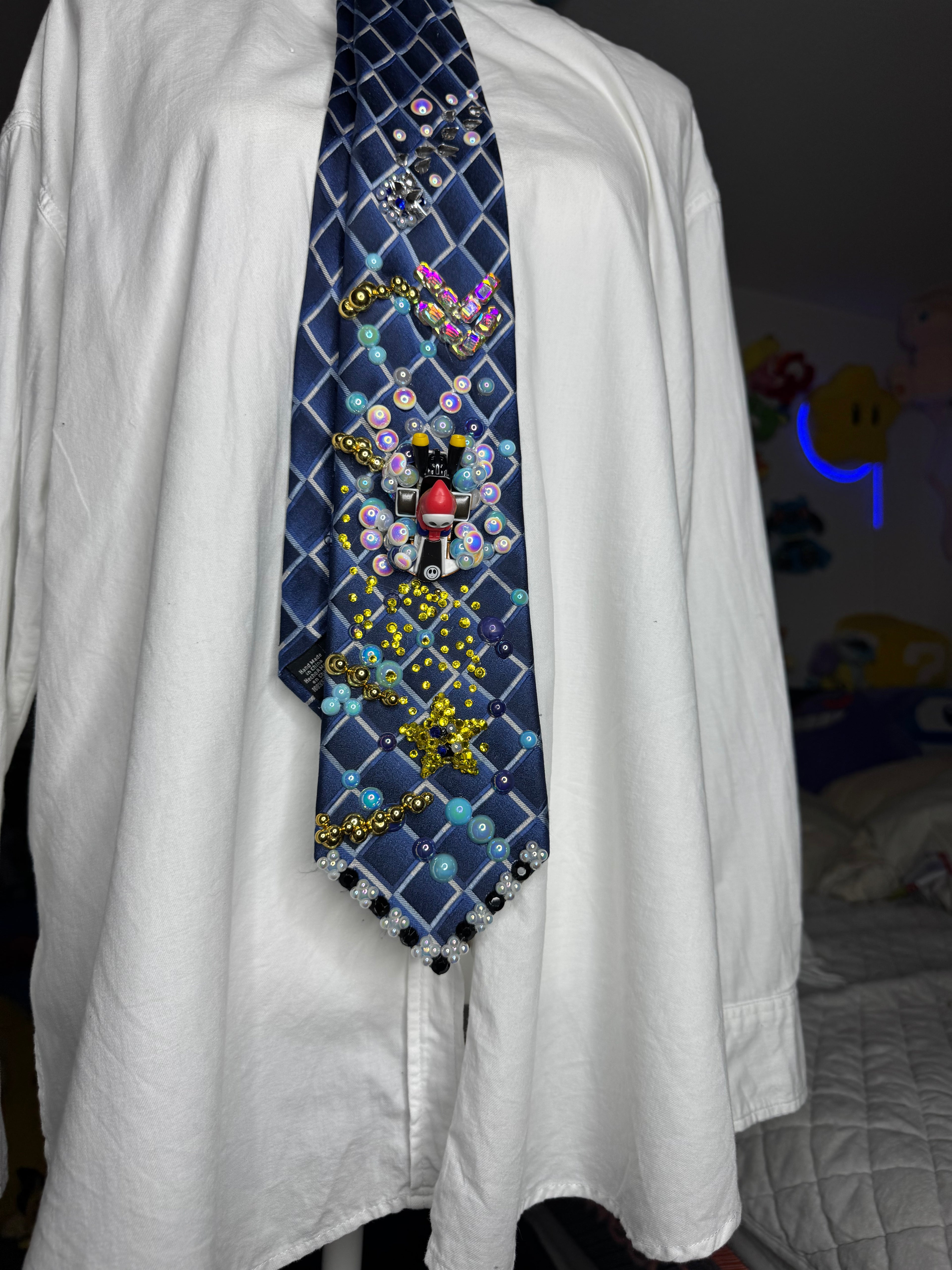 Navy Blue Shy Guy Chasing Star Item Underwater on Golden Coral Reef Road 200cc Mario Kart Tie