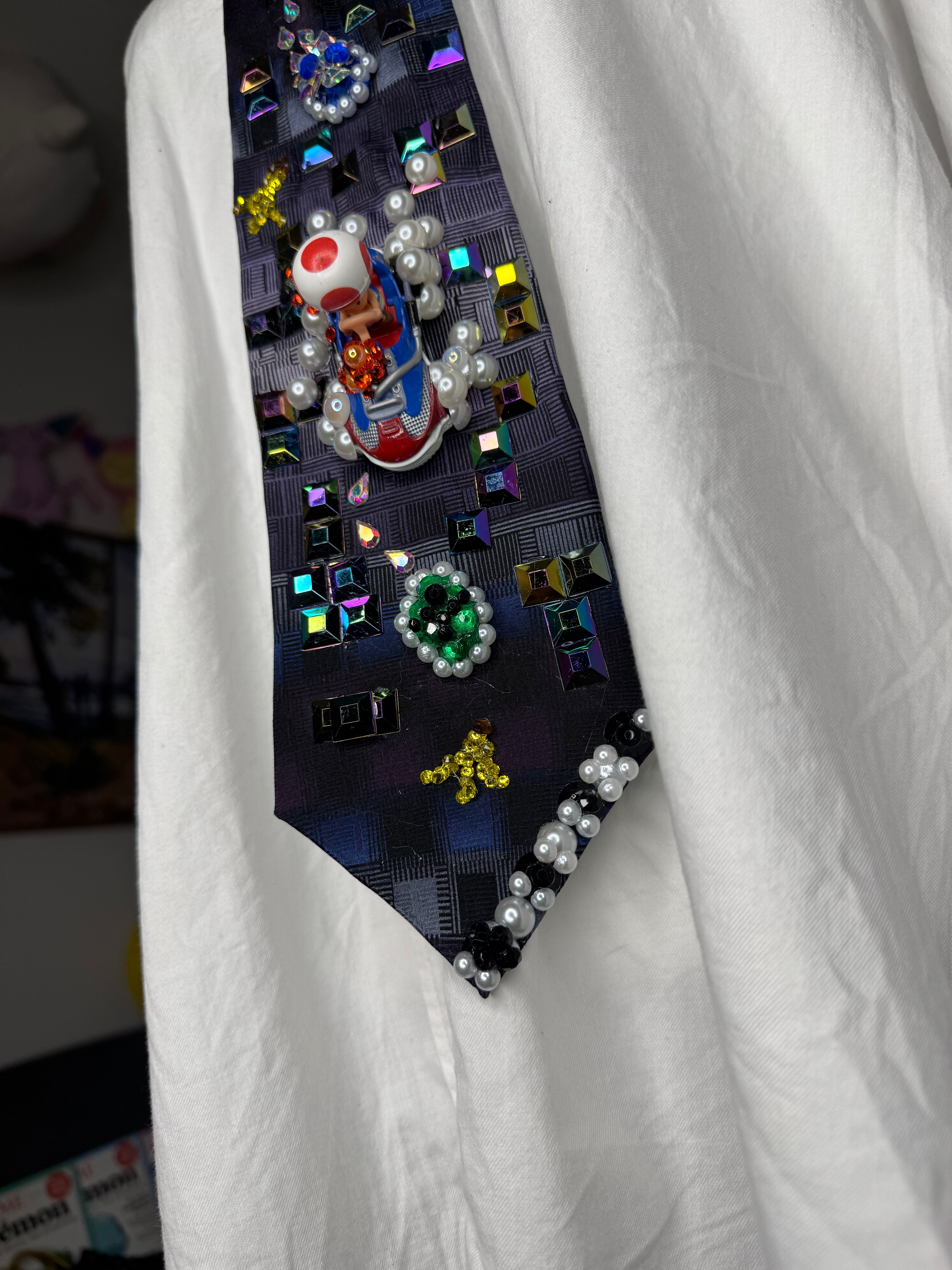 Purple and Blue Toad Dodging Blue Shell on Tetris Road 200cc Mario Kart Tie