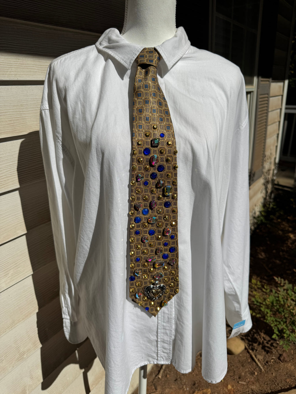 Gold Treasure Box Renaissance Heart High Class Royalty Tie