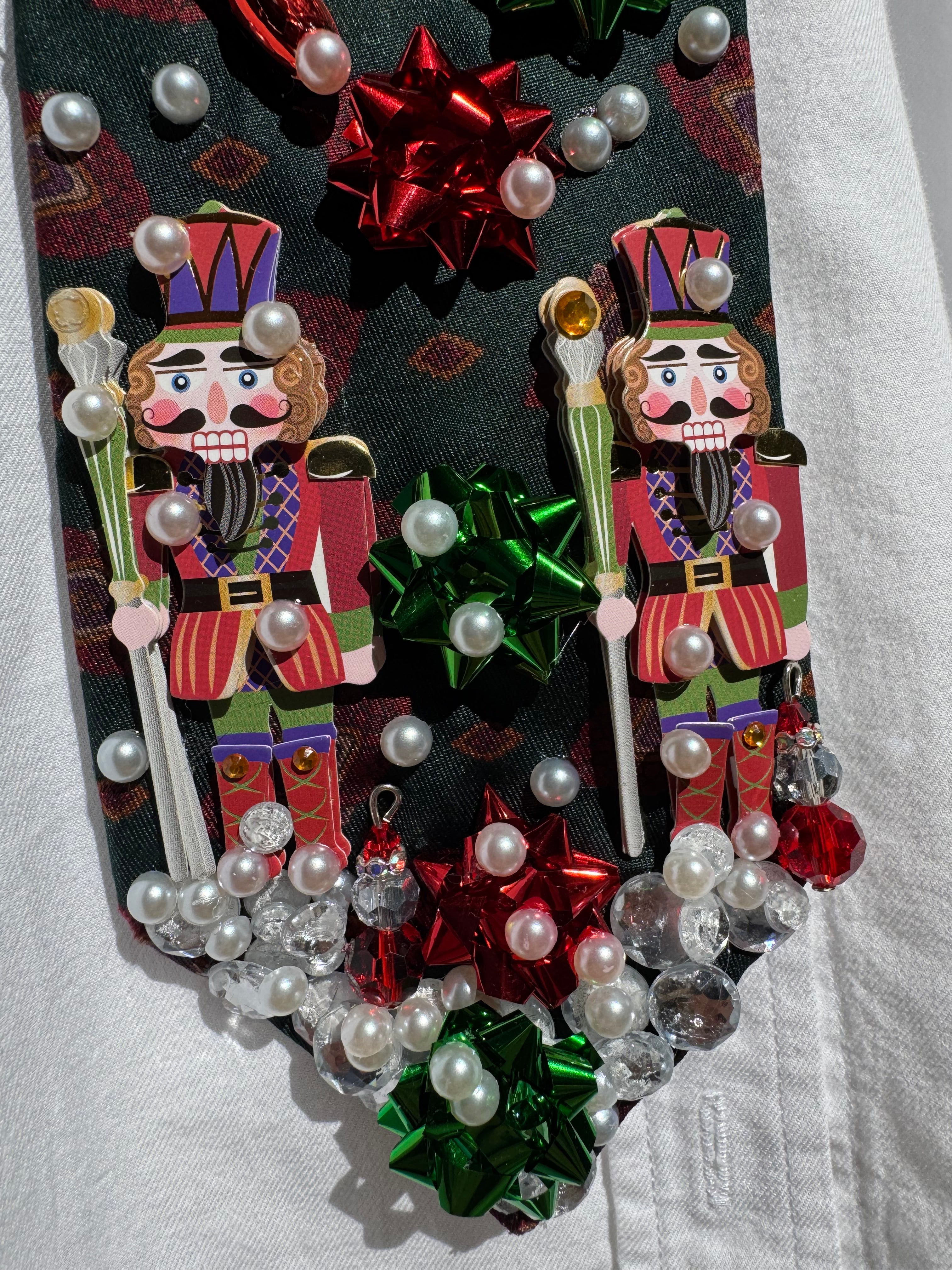 Dark Green Nutcrackers in Winterland Christmas Tie