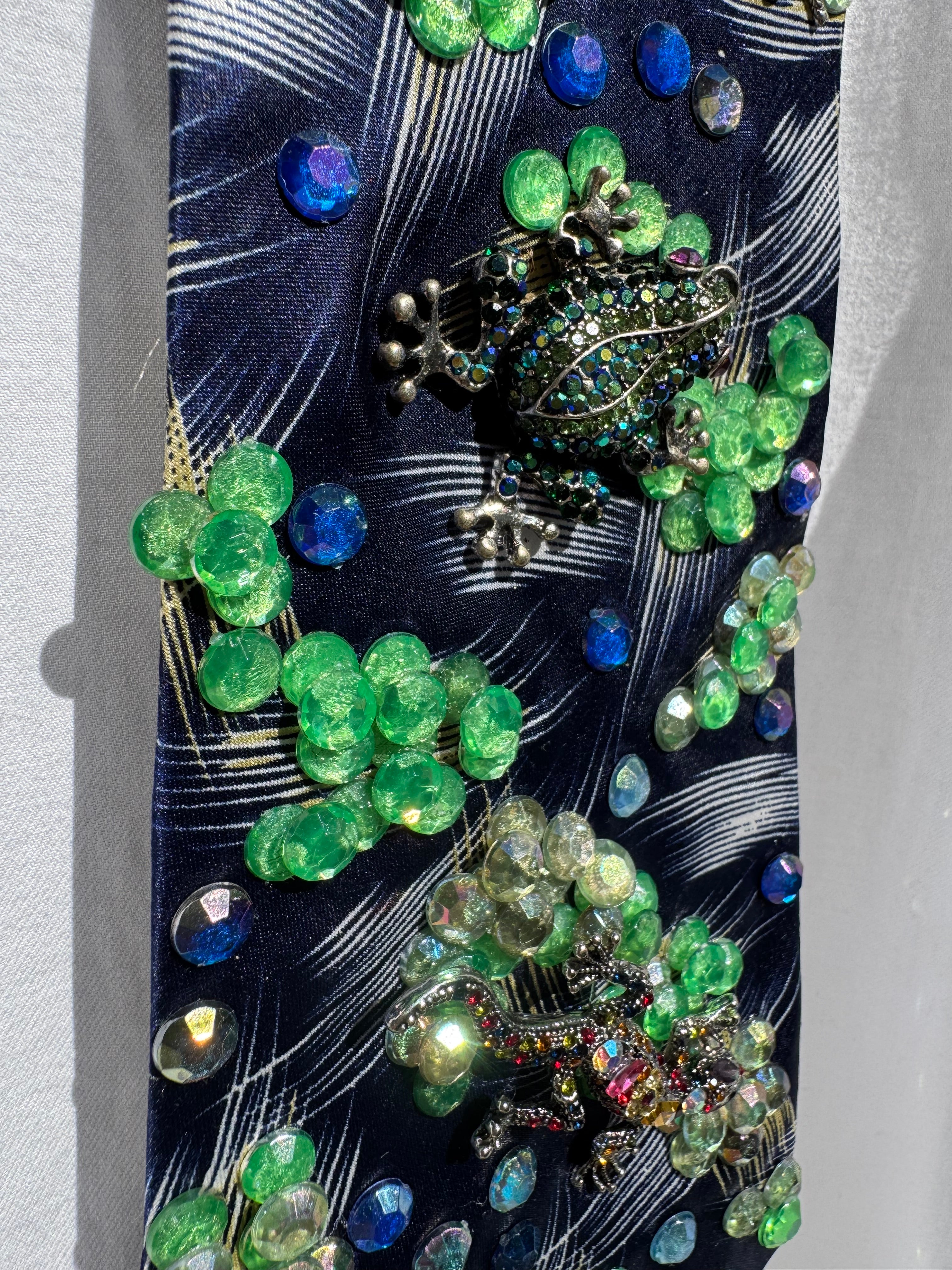 Navy Blue Swift Pond Royalty Nature Tie