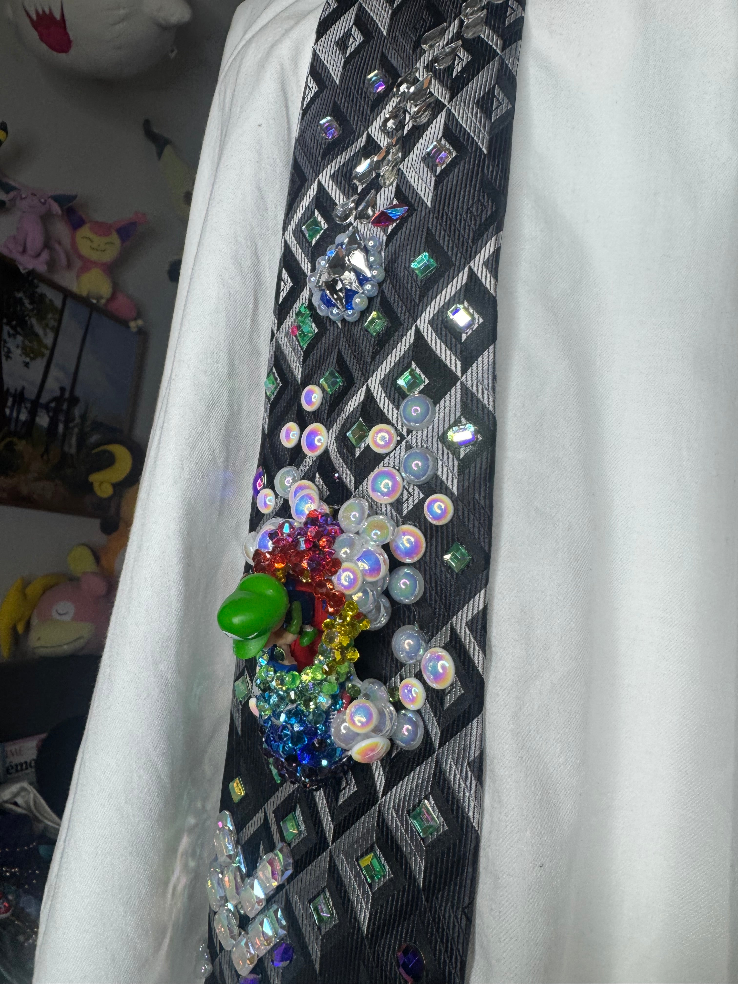 Black Baby Luigi Activating Star On Jewels Road From Blue Shell 200cc Mario Kart Tie