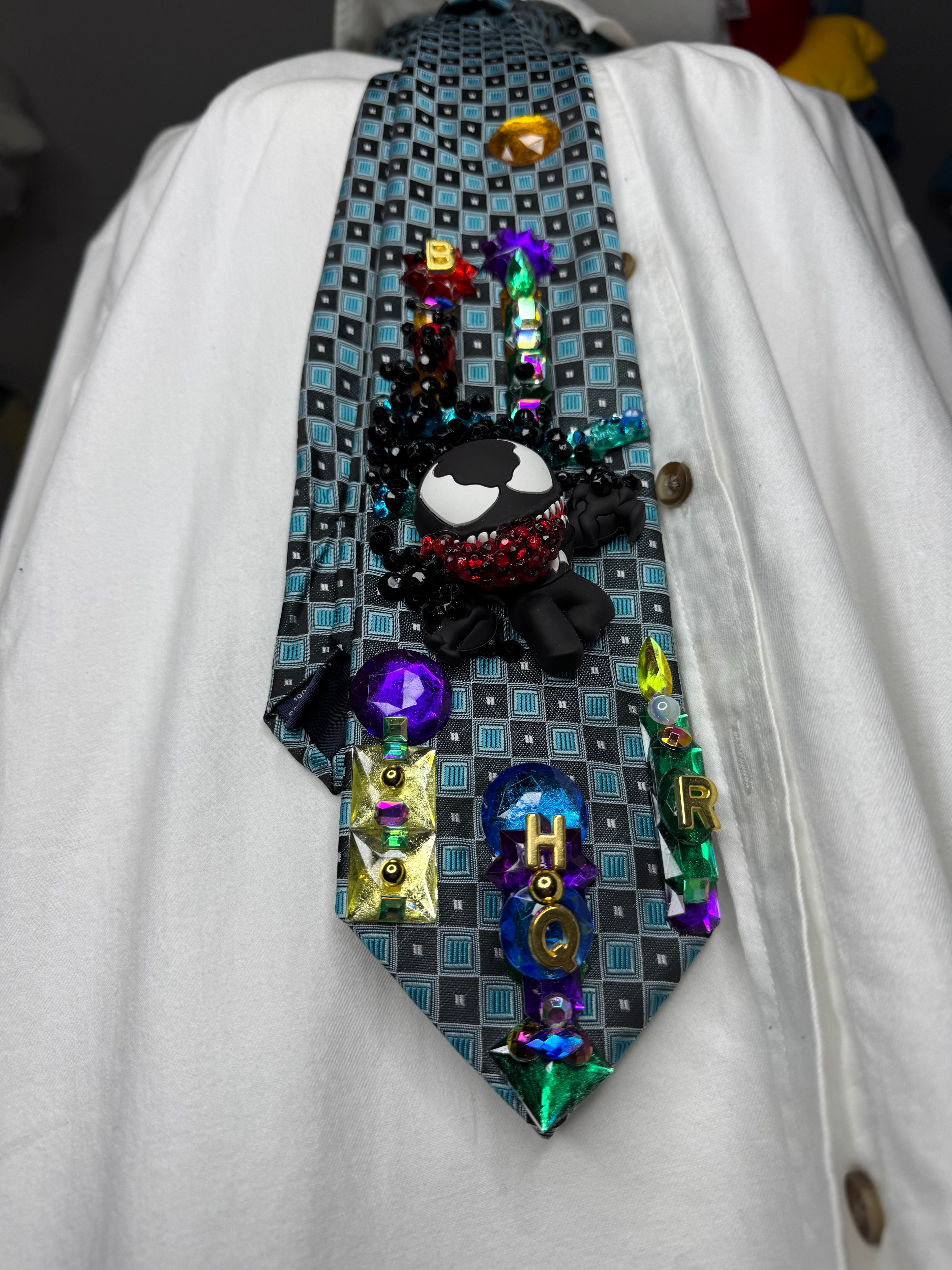 Light Blue Venom Running Through City Spiderman Tie