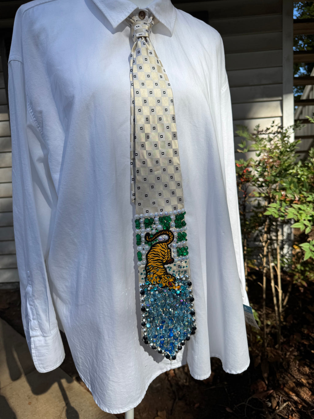 White Tiger Playing in Mansion Pool Nature Royalty Tie