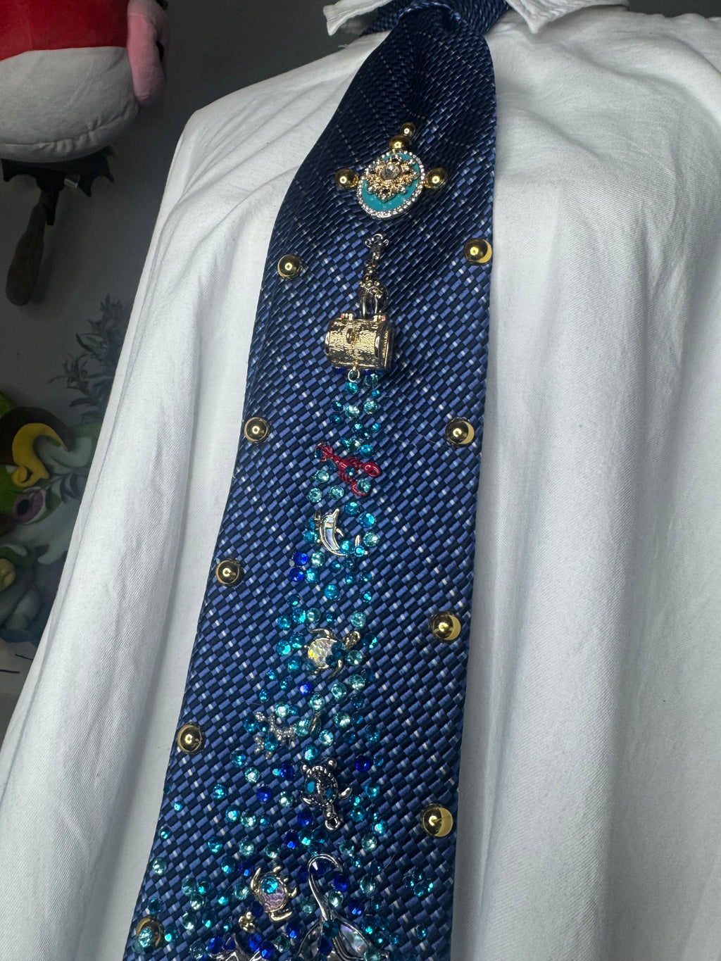 Navy Blue Tropical Treasure Box Spilling Ocean Royalty Tie