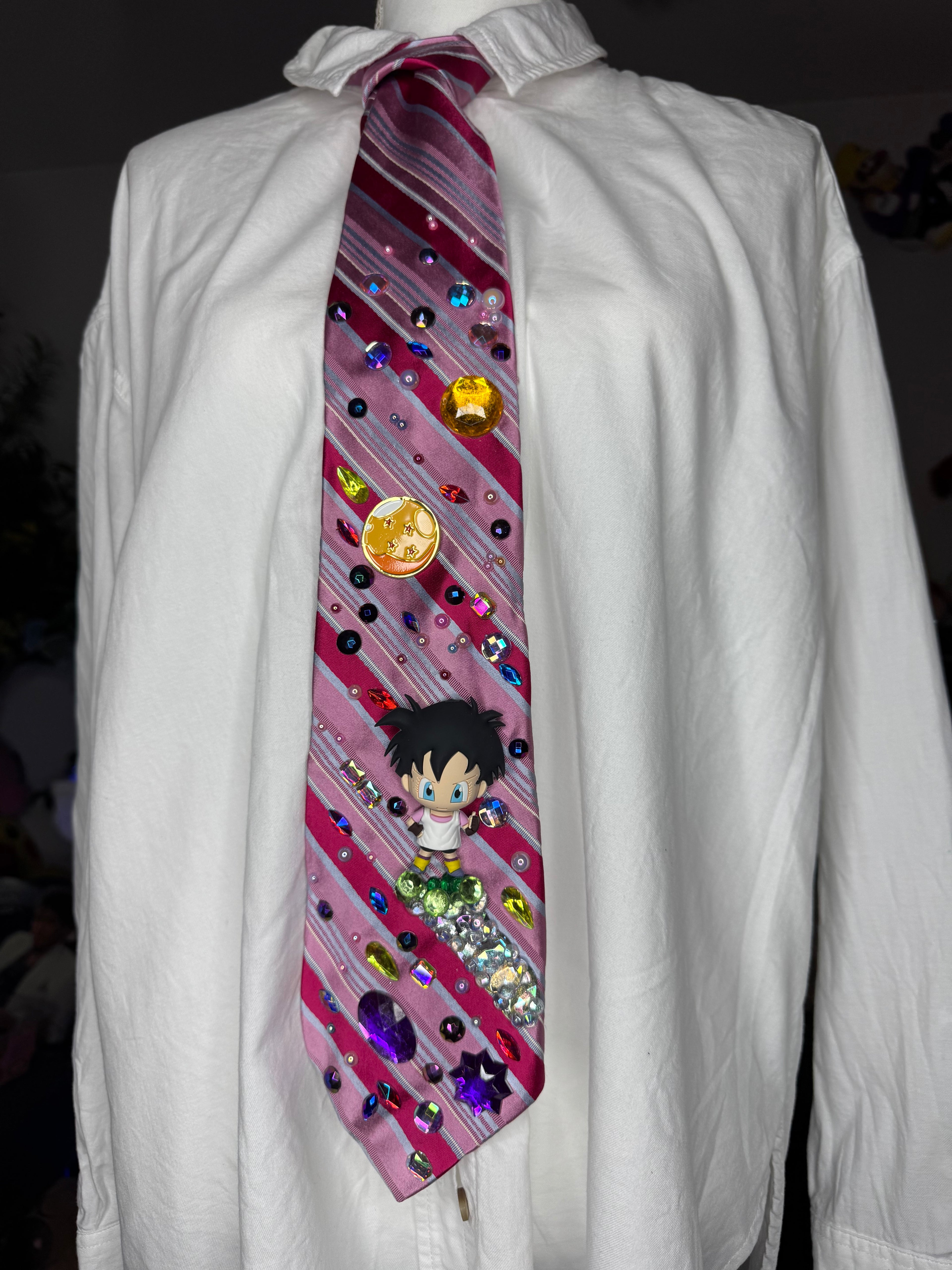 Pink Striped Videl Aura Farming in Jewel Galaxy Dragon Ball Z Tie
