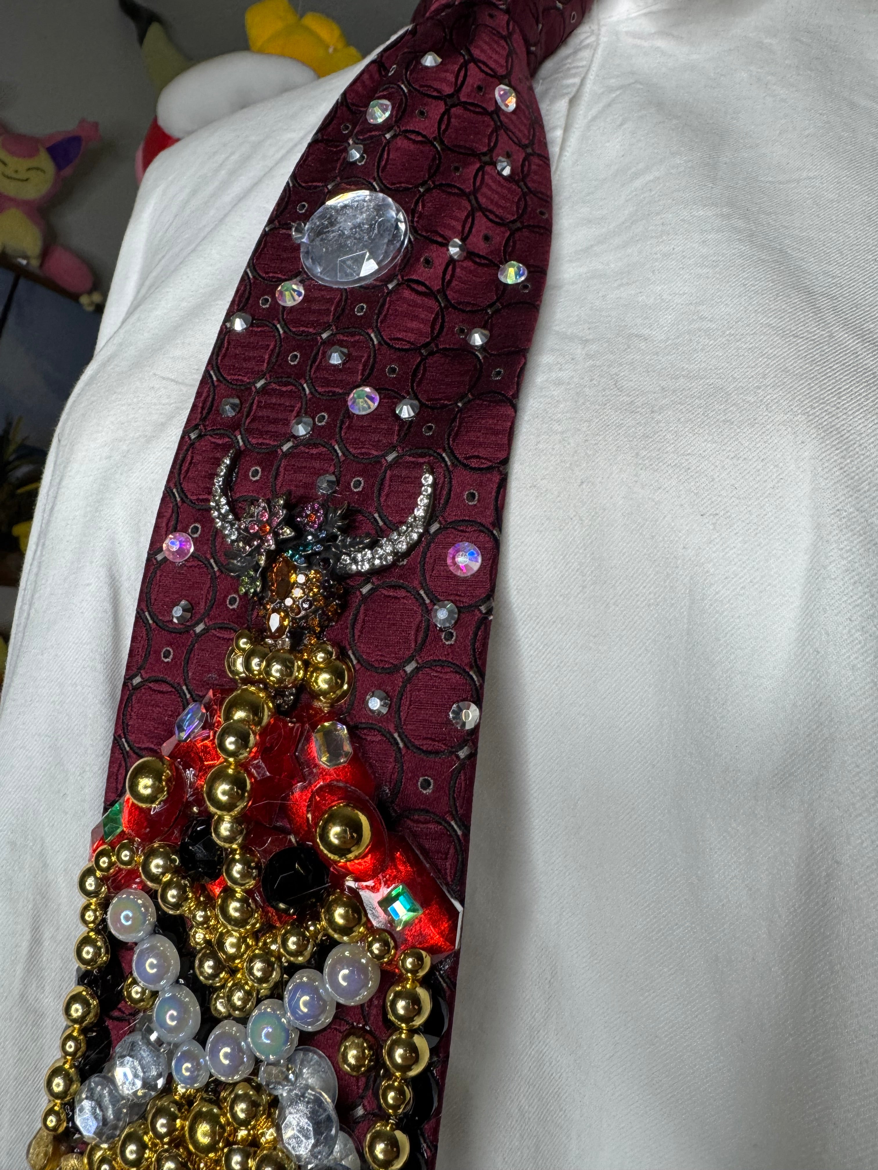 Burgundy Lost Luxurious Longhorn Mansion Western Royalty Tie
