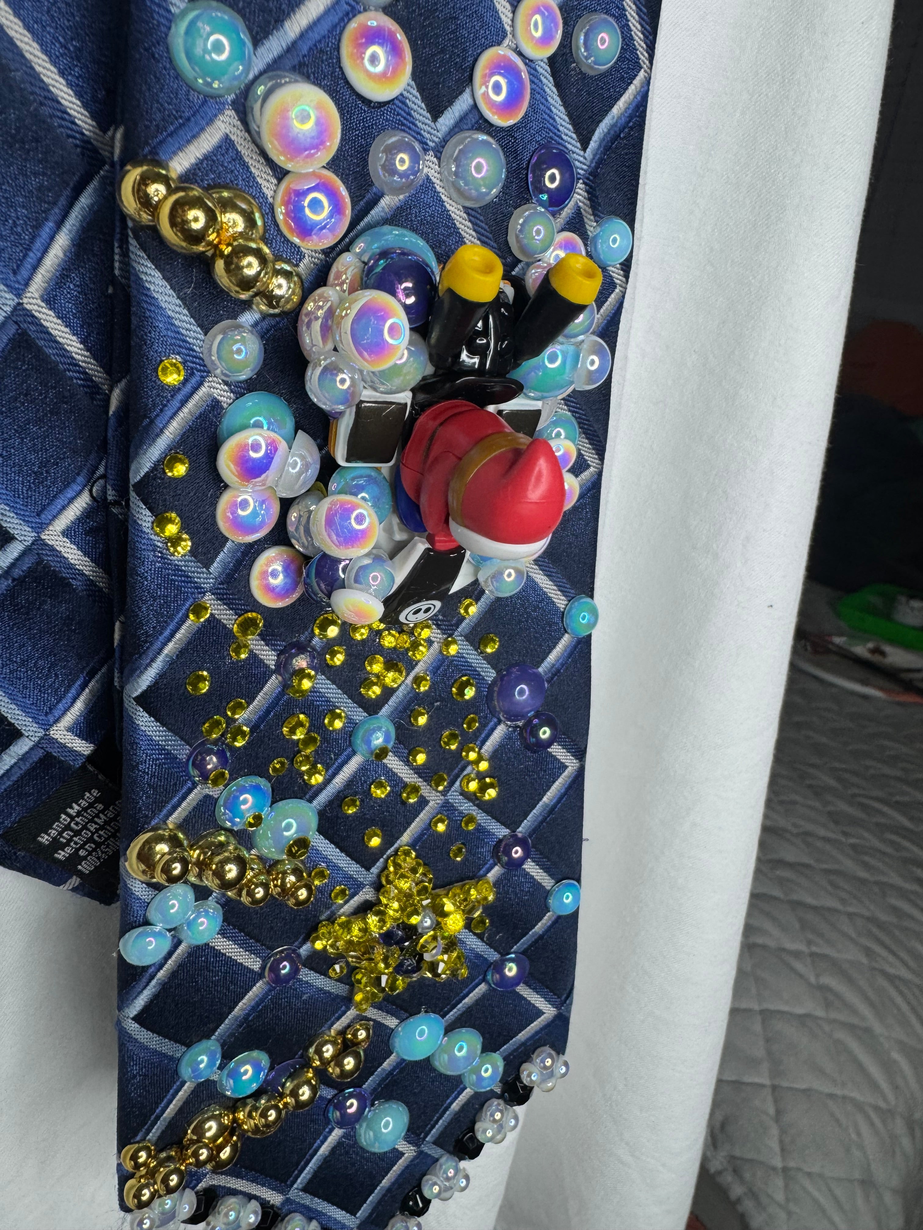 Navy Blue Shy Guy Chasing Star Item Underwater on Golden Coral Reef Road 200cc Mario Kart Tie
