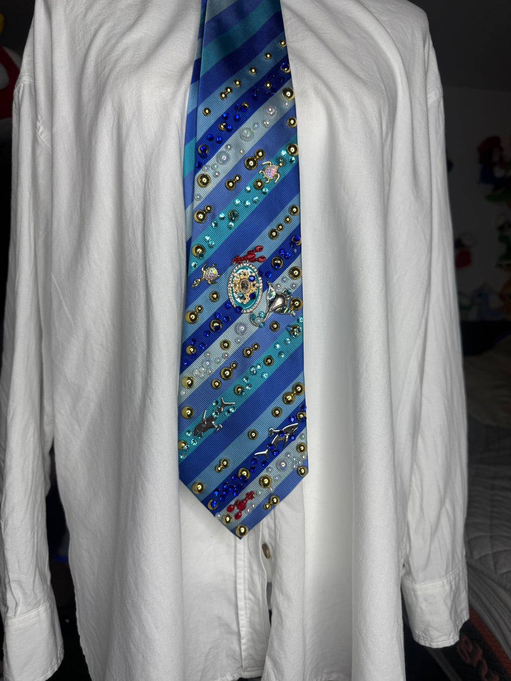 Tri-Tone Blue Striped Tropical Treasure Box Royalty Tie