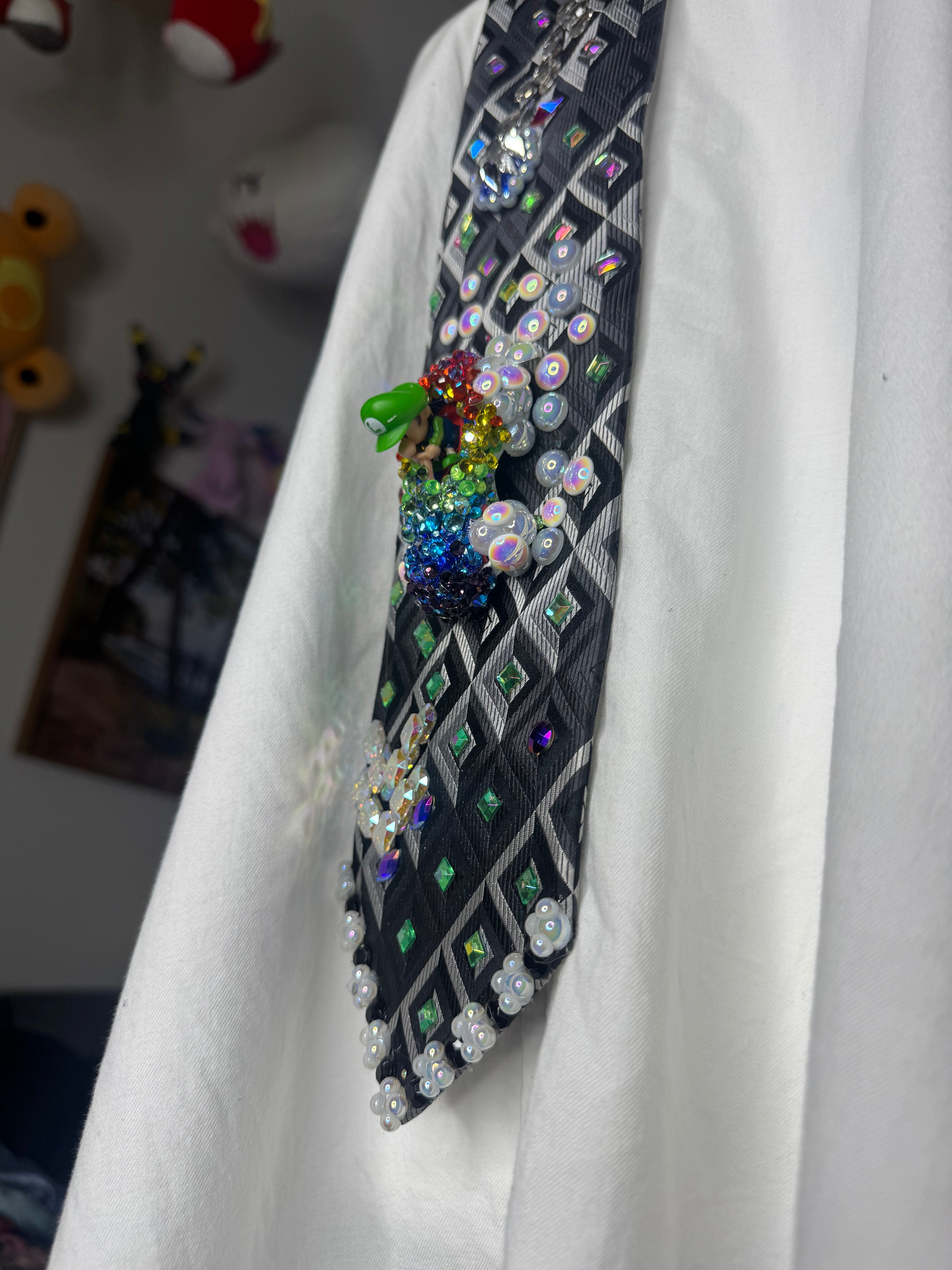 Black Baby Luigi Activating Star On Jewels Road From Blue Shell 200cc Mario Kart Tie