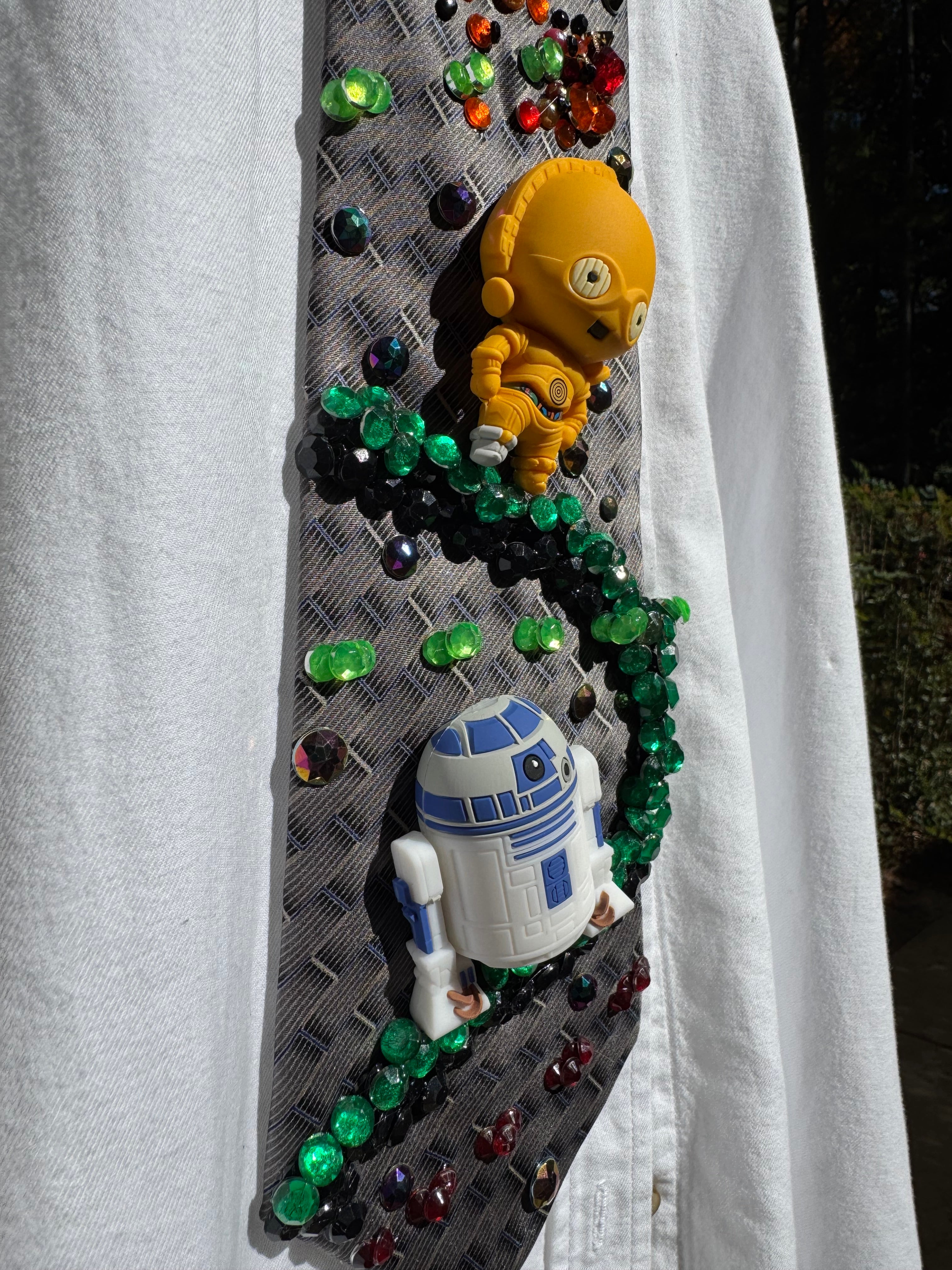 Grey R2 D2 and C3PO in Laser Combat Star Wars Tie
