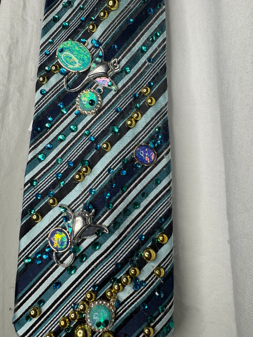 Tri Tone Striped Turquoise Aquatic Stingray Royalty Tie