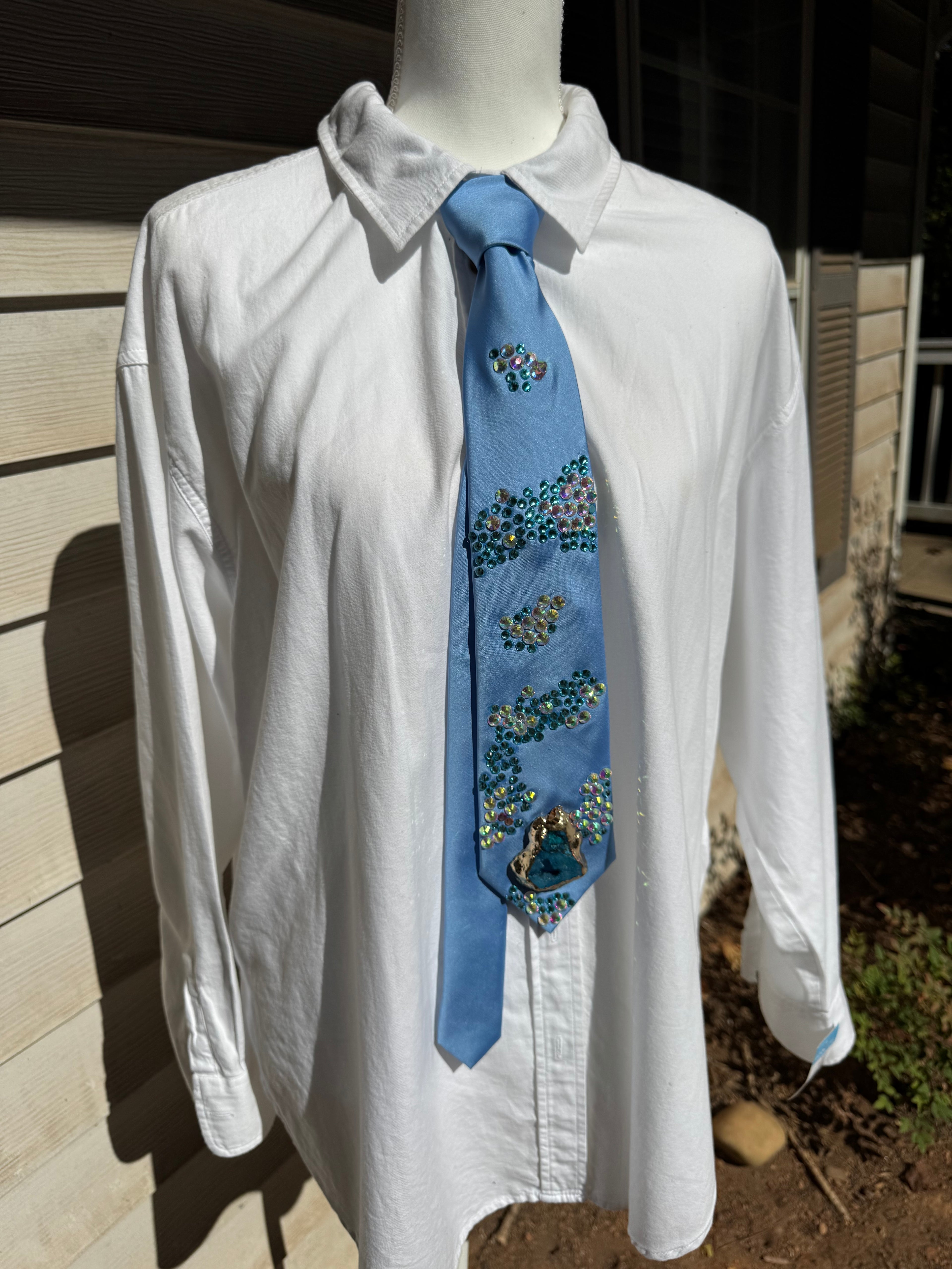 Sky Blue Scattered Coral Gemstones Royalty Tie