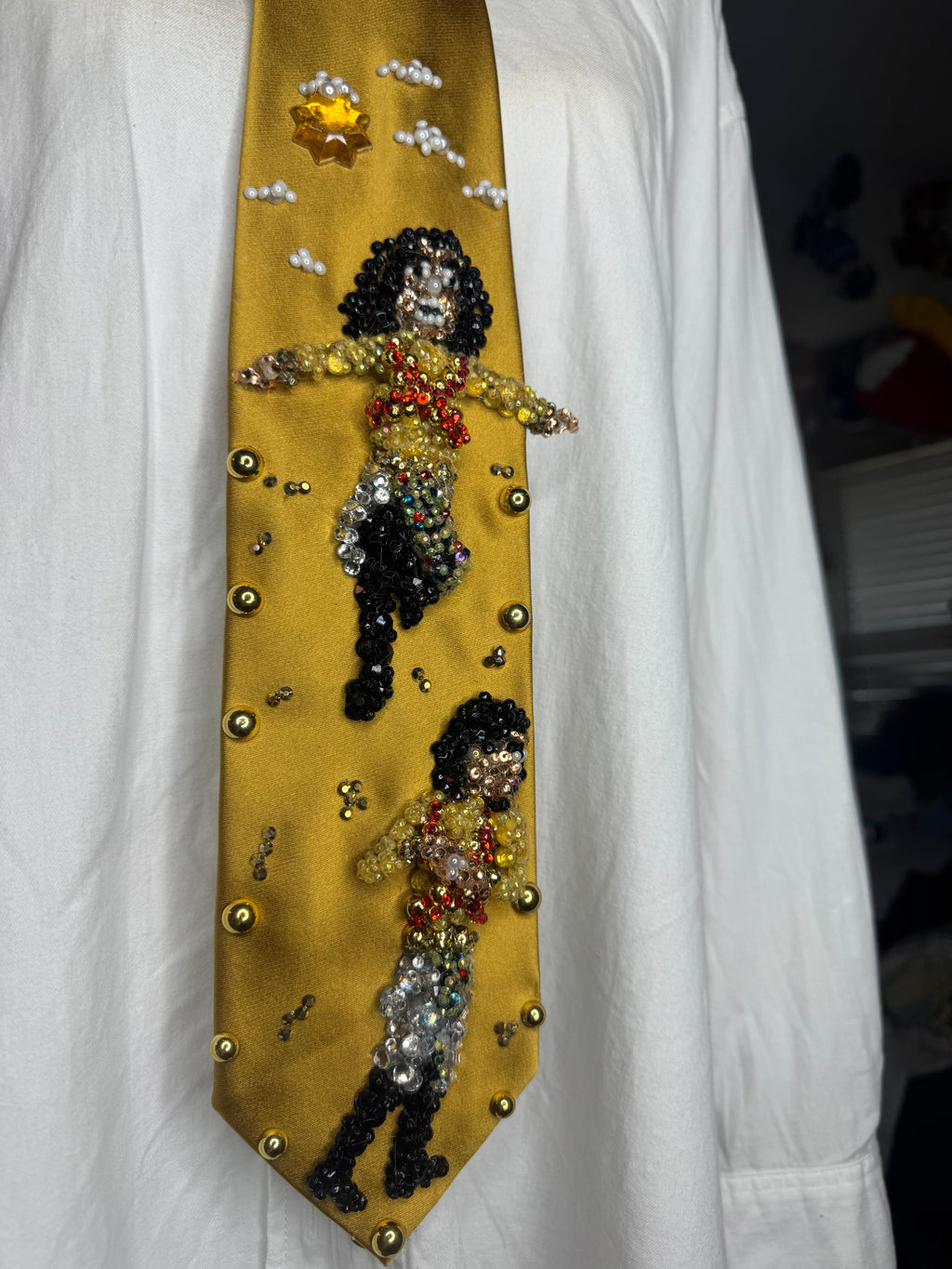 Gold Silk Michael Jackson Hitting T Jump to Hand Tut Twist Double Dance Scene from Remember the Time Short Film