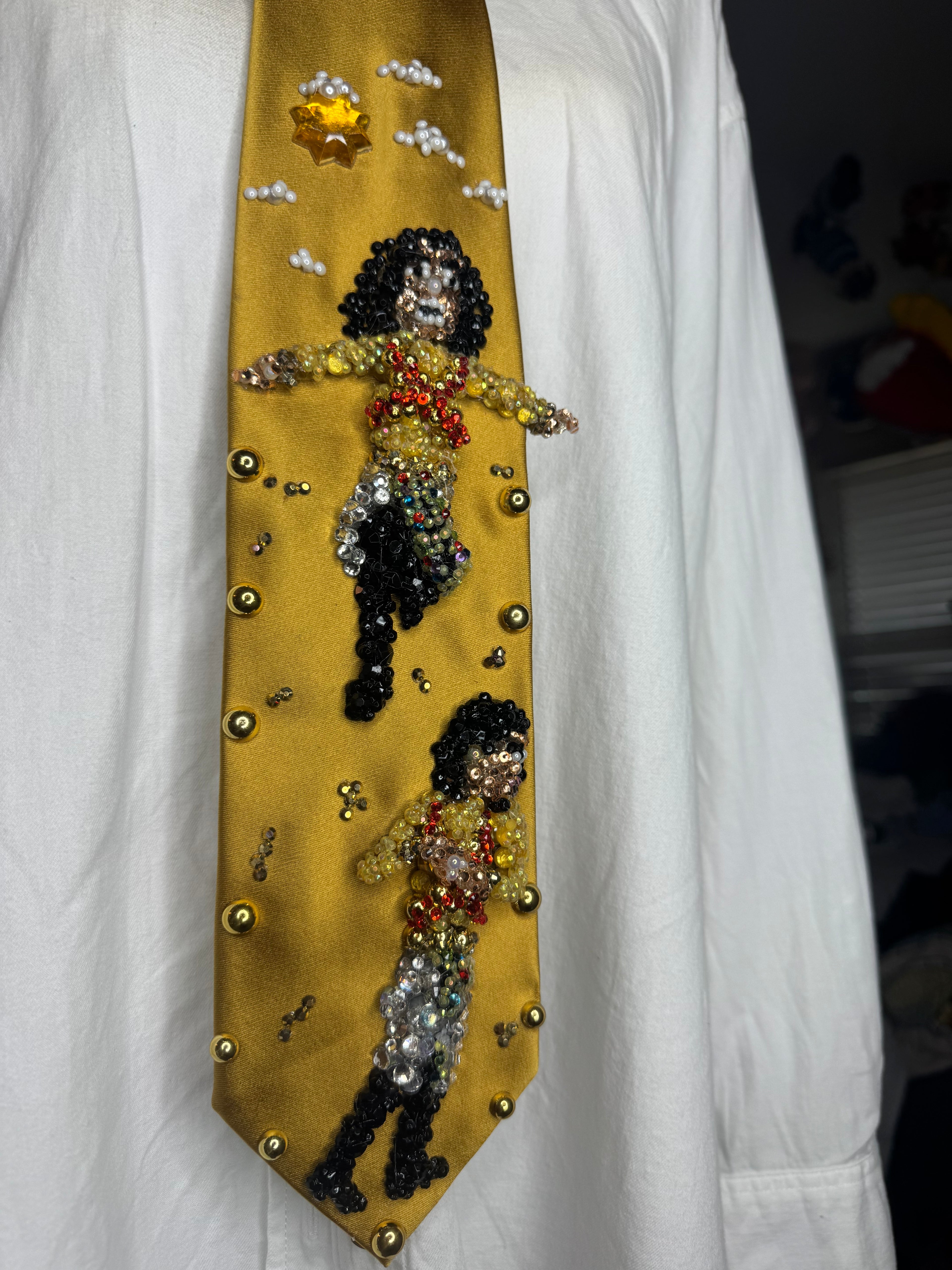 Gold Silk Michael Jackson Hitting T Jump to Hand Tut Twist Double Dance Scene from Remember the Time Short Film