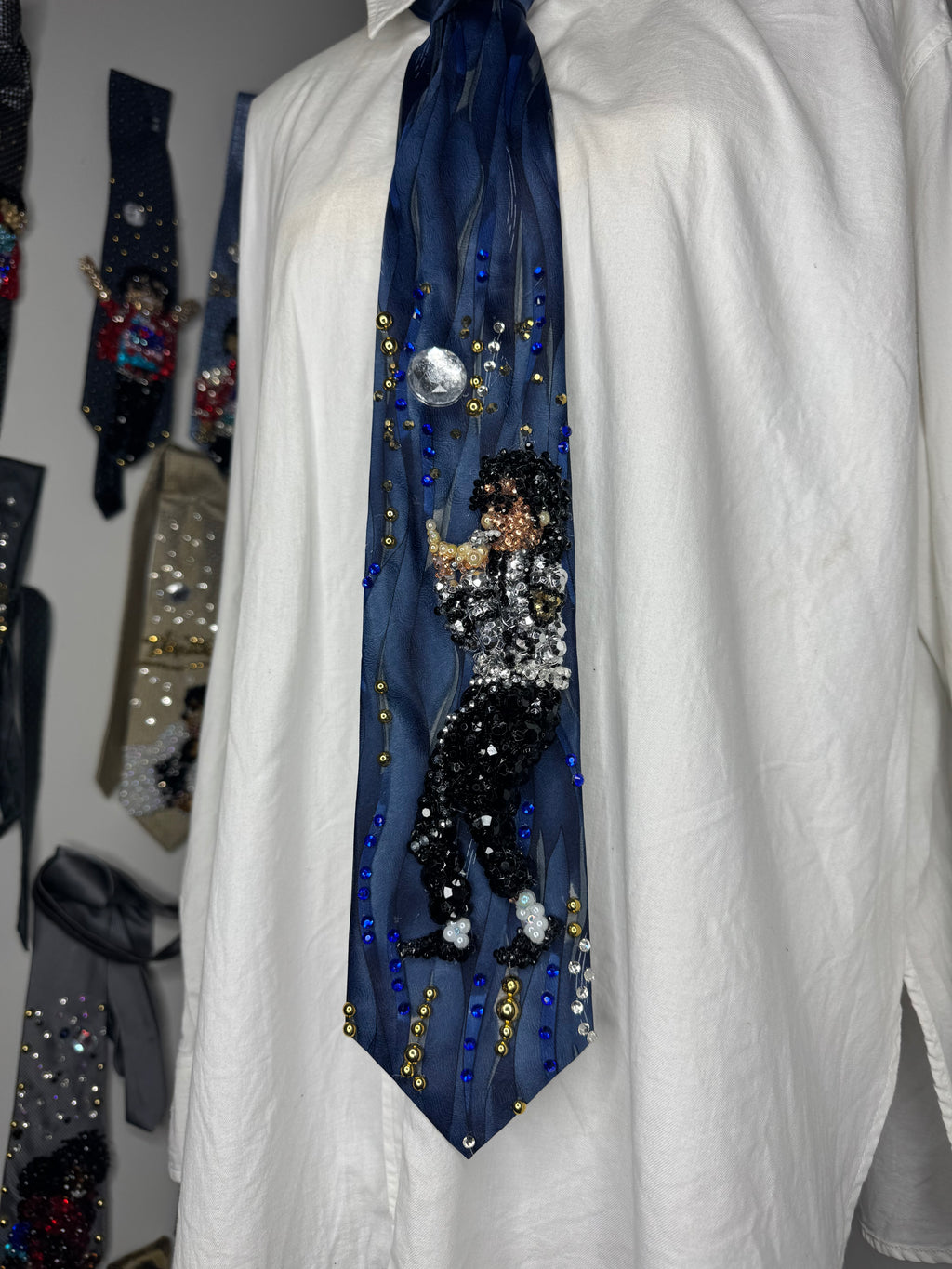 Navy Blue Michael Jackson Hitting Ankle Twist Finger Point Move Wembly Stadium 1988 Tie