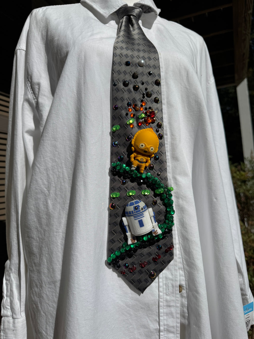 Grey R2 D2 and C3PO in Laser Combat Star Wars Tie