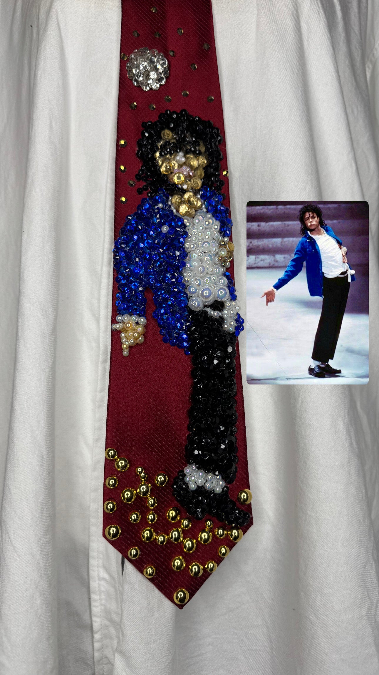 Red Michael Jackson Pointing Finger Down Pose To TWYMMF At Grammy Awards Tie