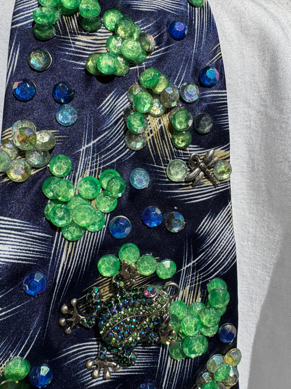 Navy Blue Swift Pond Royalty Nature Tie