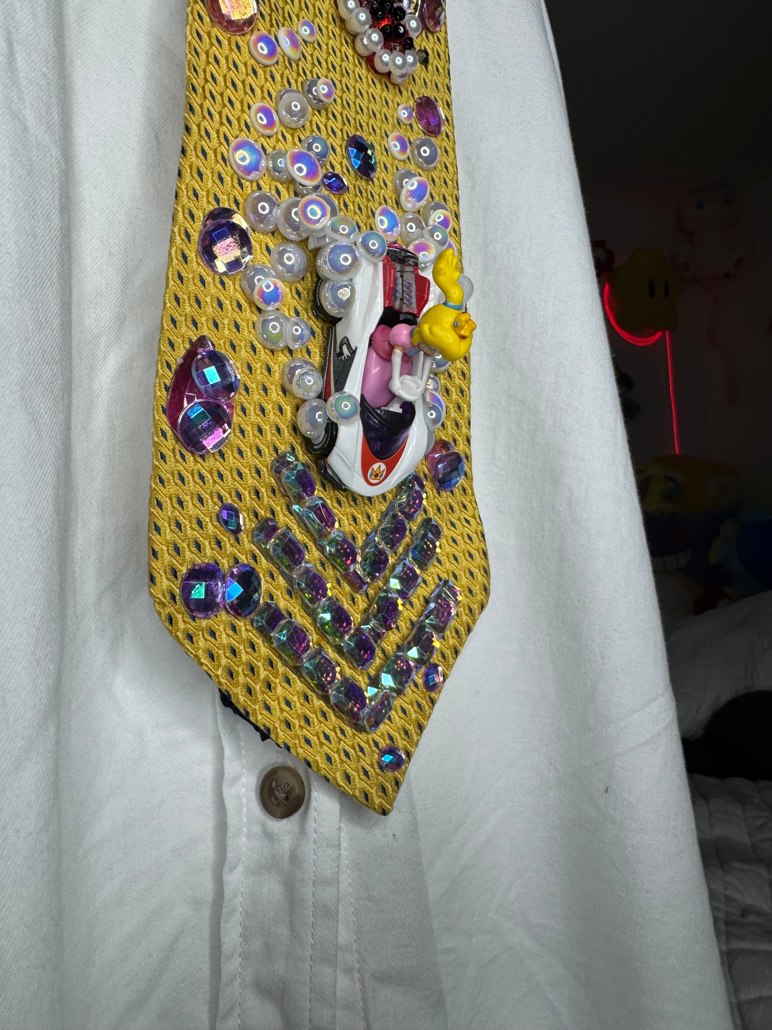 Yellow Princess Peach Dodging Blue and Red Shell 200cc Mario Kart Tie
