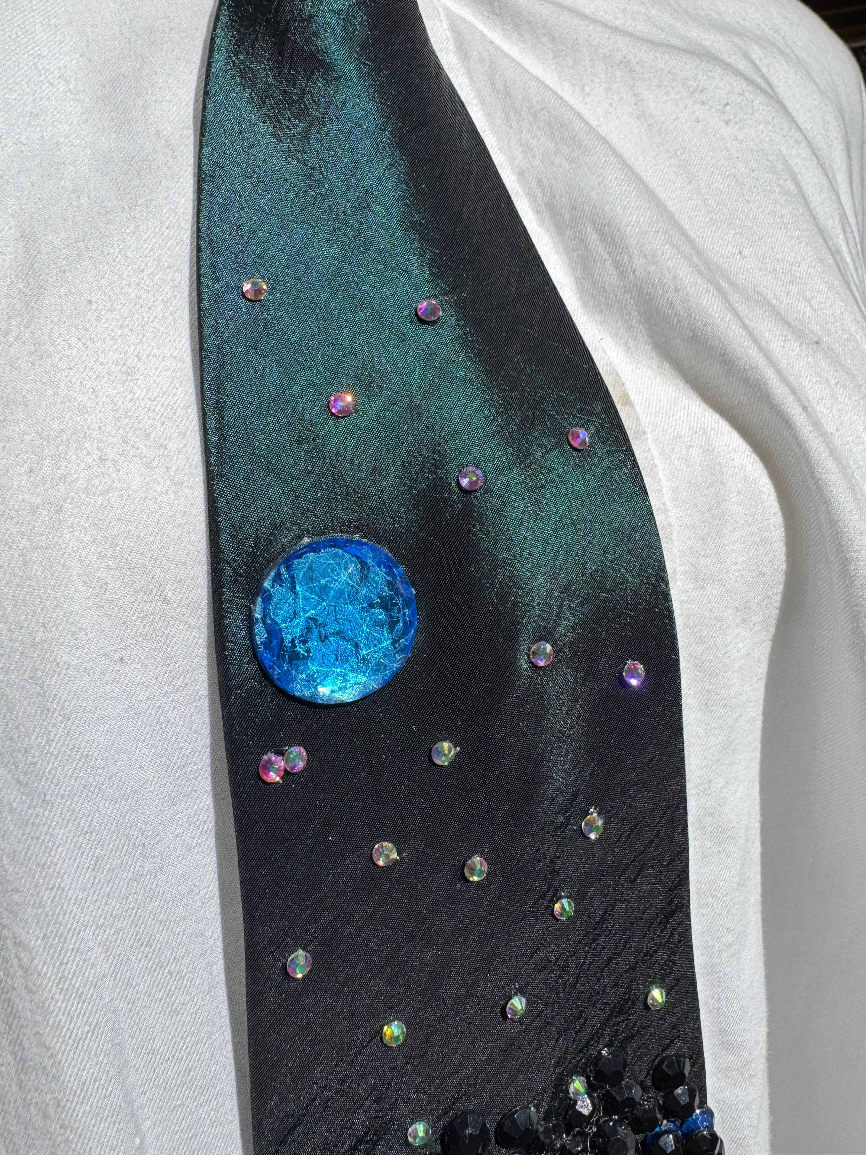 Dark Green Male Avatar Face Movie Tie