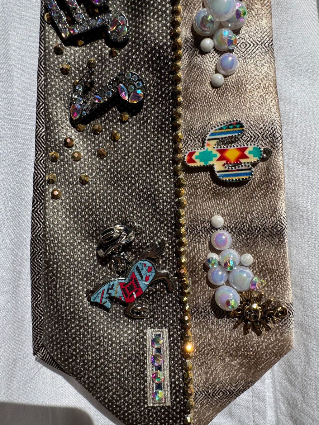 Light and Dark Beige Split Cowboy Western Royalty Tie