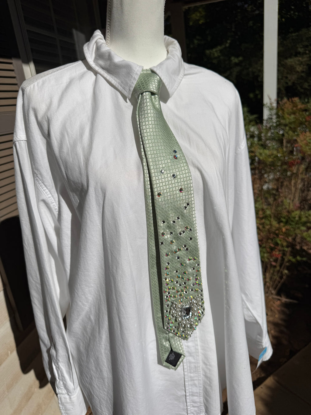 Light Green Heavy Crystal Aura High Royalty Tie